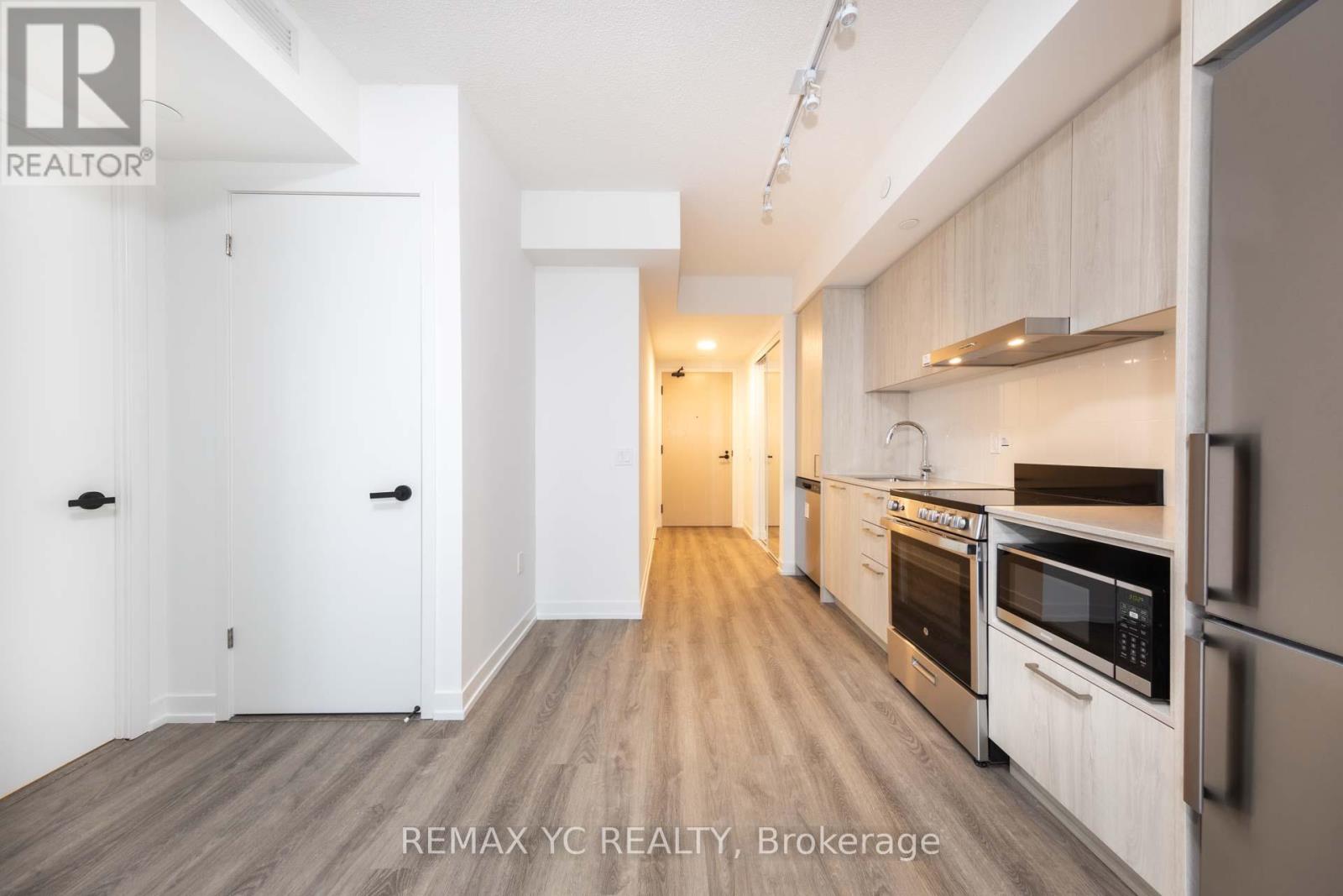 1817 - 195 Commerce Street, Vaughan, Ontario  L4K 0P9 - Photo 8 - N13754010