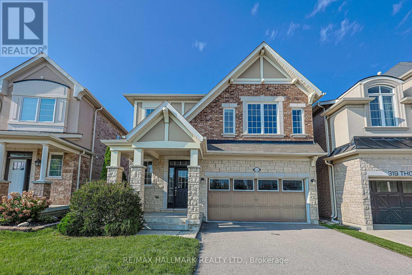 315 Thomas Phillips Drive, Aurora, Ontario  L4G 0T3 - Photo 2 - N13754036