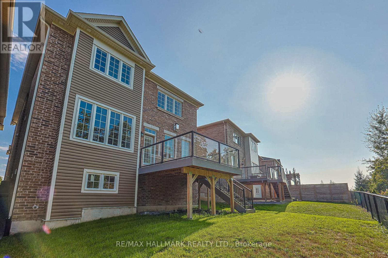 315 Thomas Phillips Drive, Aurora, Ontario  L4G 0T3 - Photo 41 - N13754036