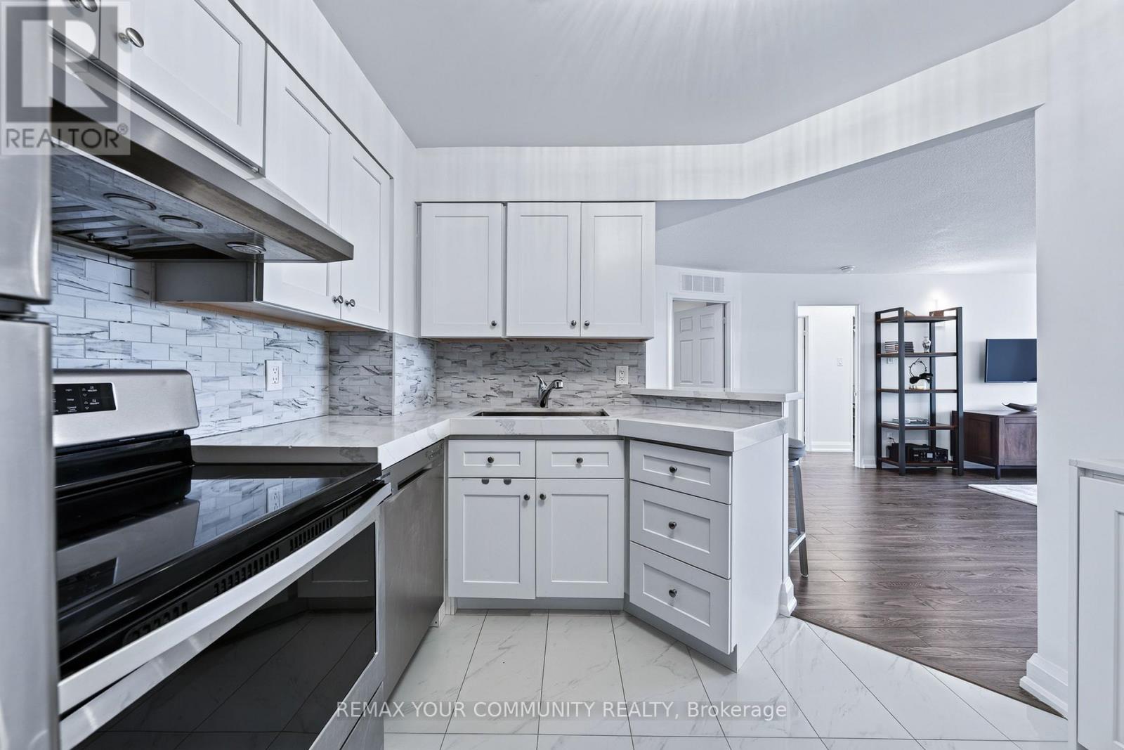 1011 - 8501 Bayview Avenue, Richmond Hill, Ontario  L4B 3J7 - Photo 12 - N13754064