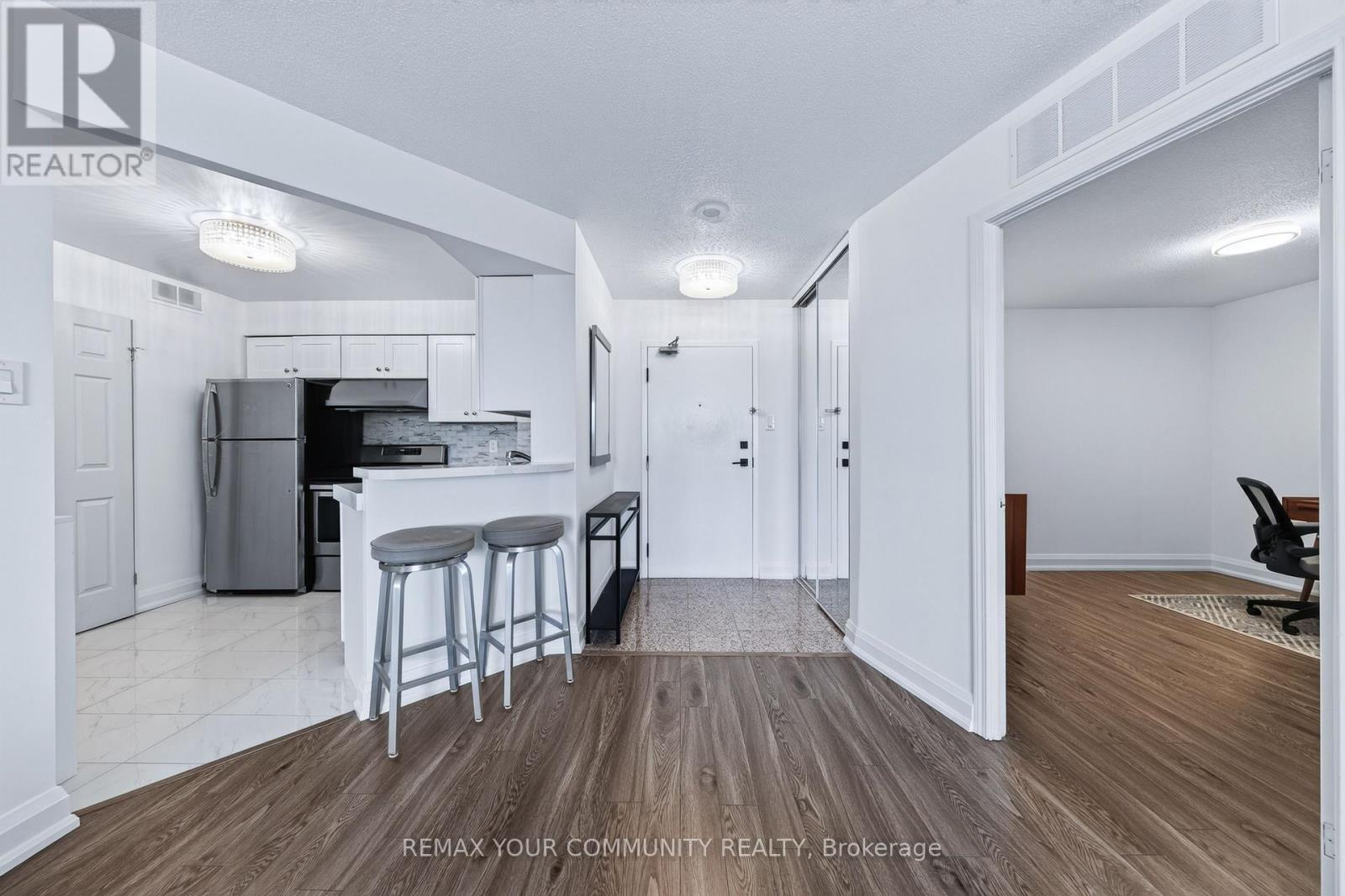 1011 - 8501 Bayview Avenue, Richmond Hill, Ontario  L4B 3J7 - Photo 6 - N13754064