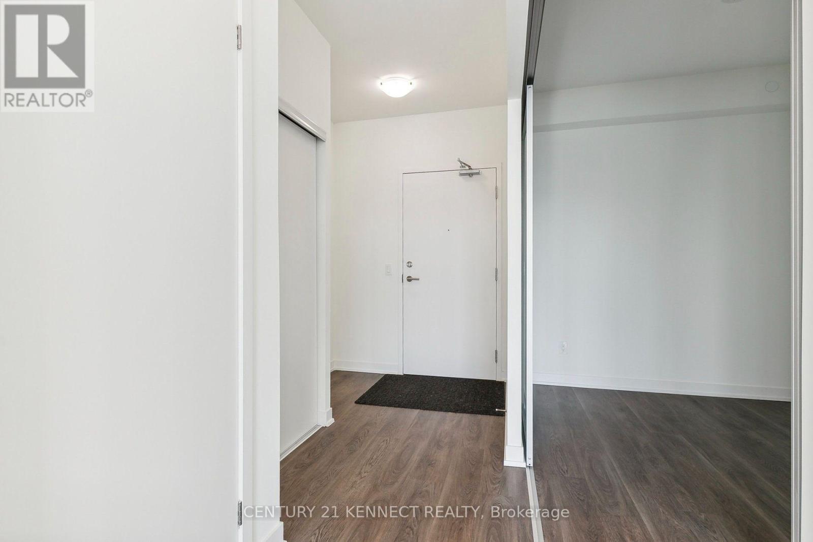 931 - 2 David Eyer Road, Richmond Hill, Ontario  L4S 0N5 - Photo 2 - N13754116