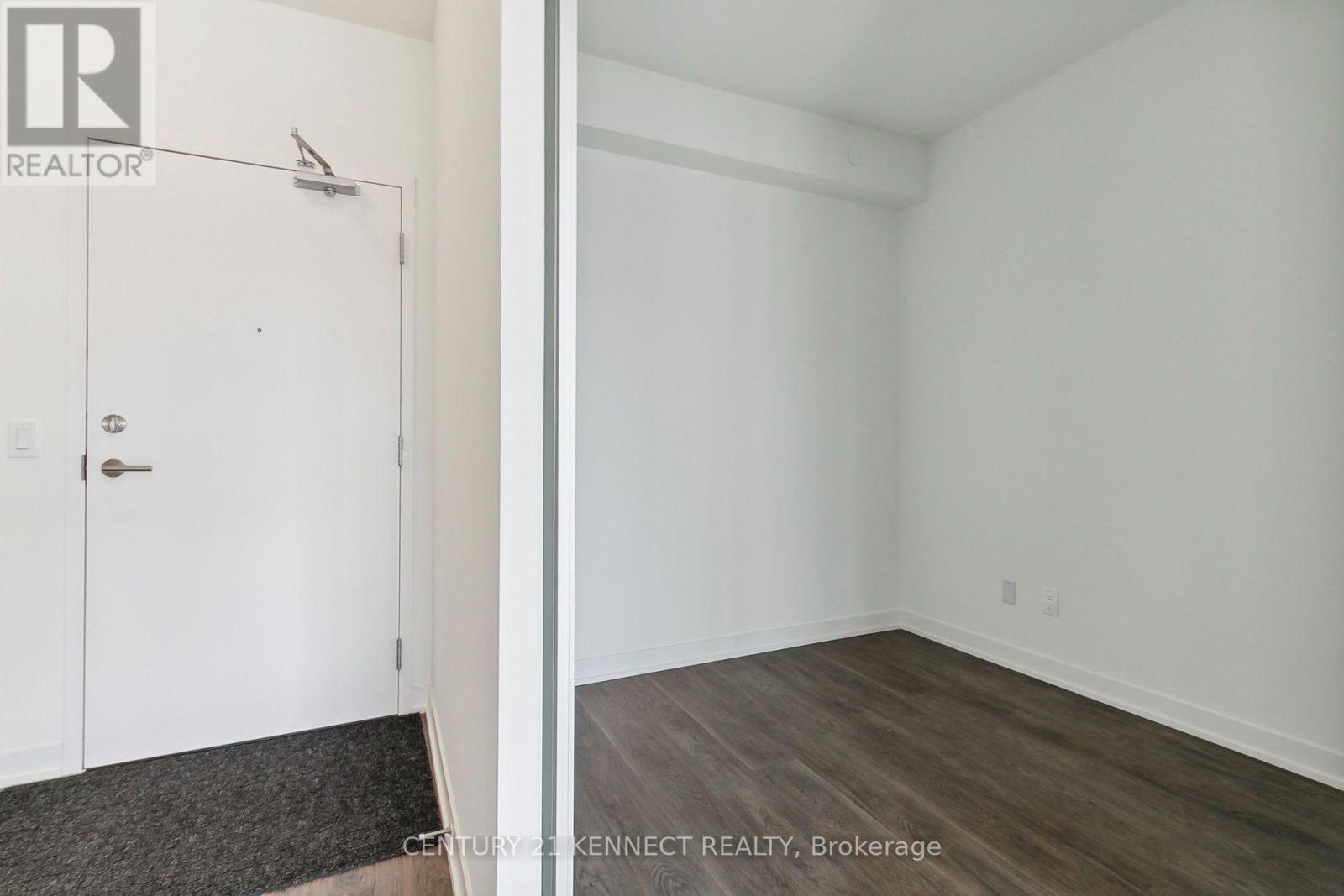 931 - 2 David Eyer Road, Richmond Hill, Ontario  L4S 0N5 - Photo 3 - N13754116