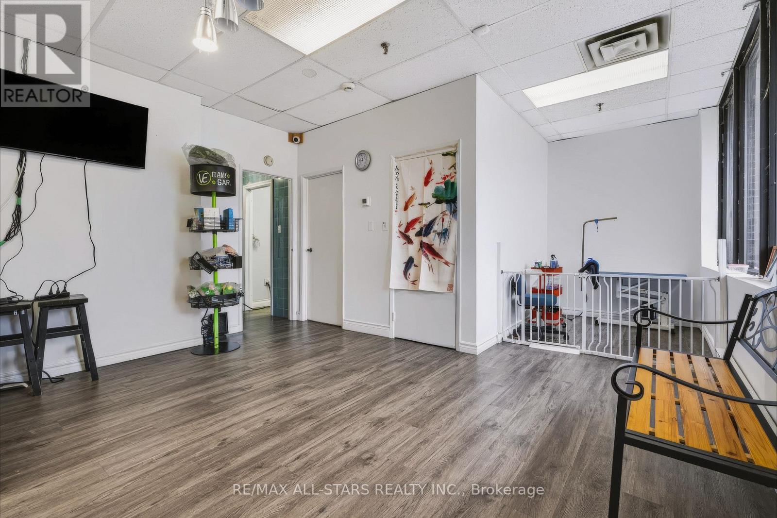 9 - 5 Vata Court, Aurora, Ontario  L4G 4B6 - Photo 4 - N13754140