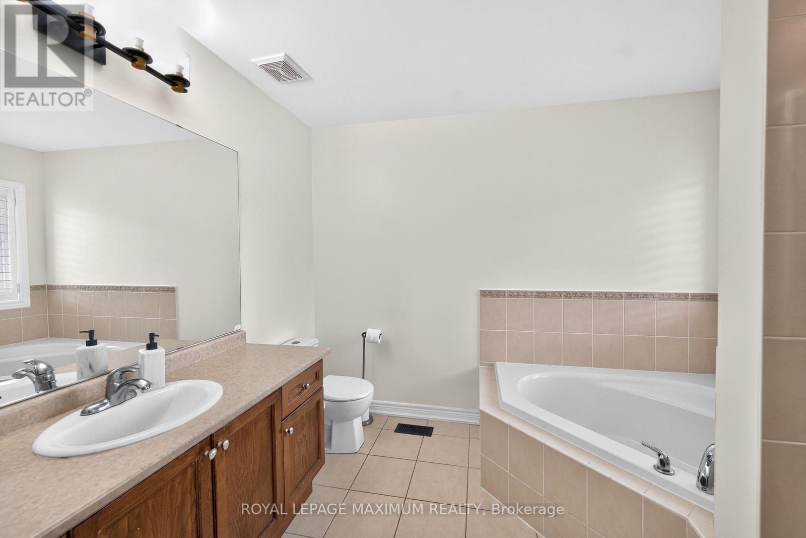 95 White Beach Crescent, Vaughan, Ontario  L6A 0R2 - Photo 20 - N13754154