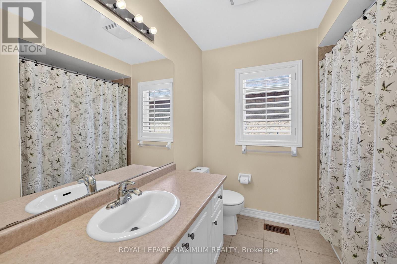 95 White Beach Crescent, Vaughan, Ontario  L6A 0R2 - Photo 27 - N13754154