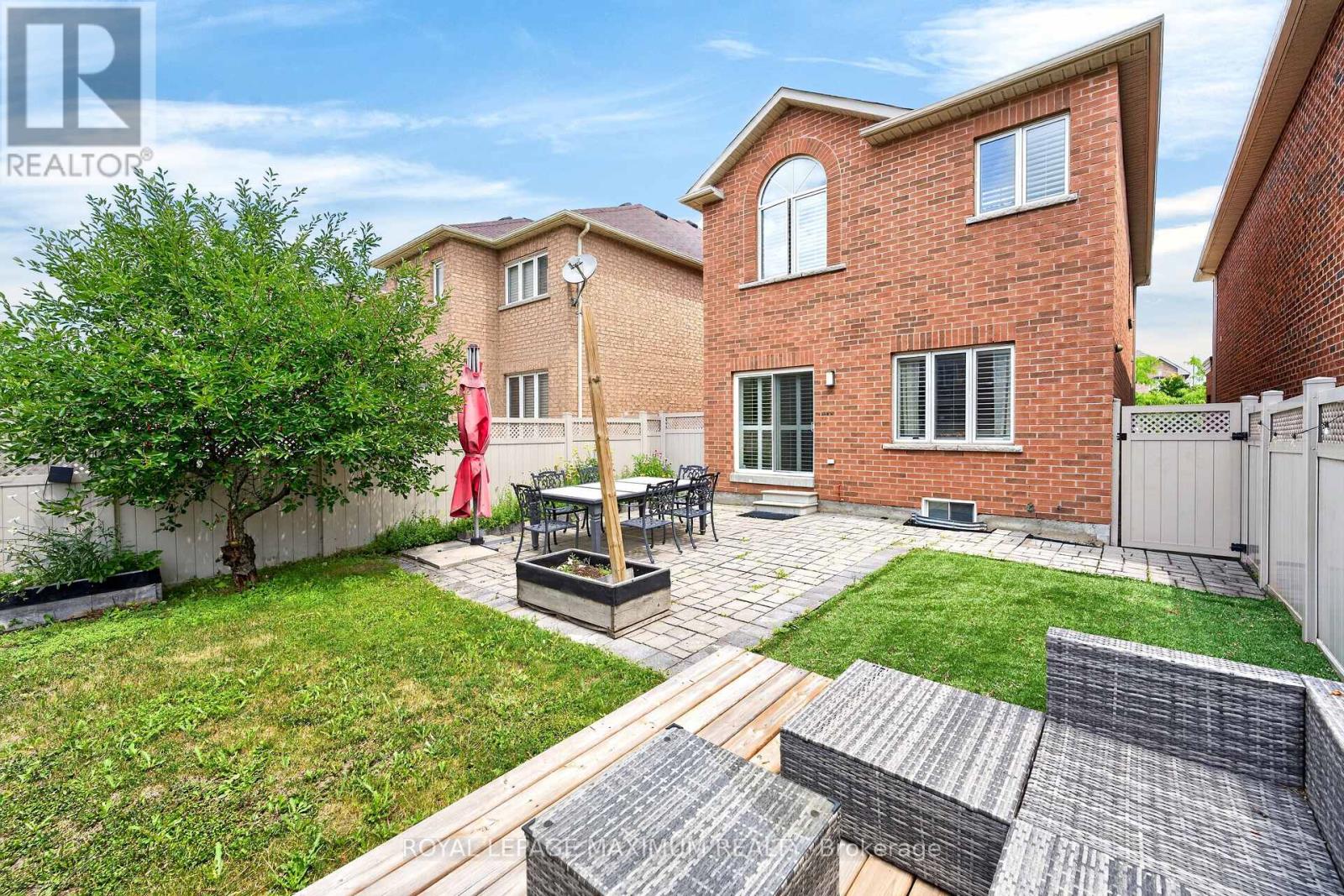 95 White Beach Crescent, Vaughan, Ontario  L6A 0R2 - Photo 36 - N13754154