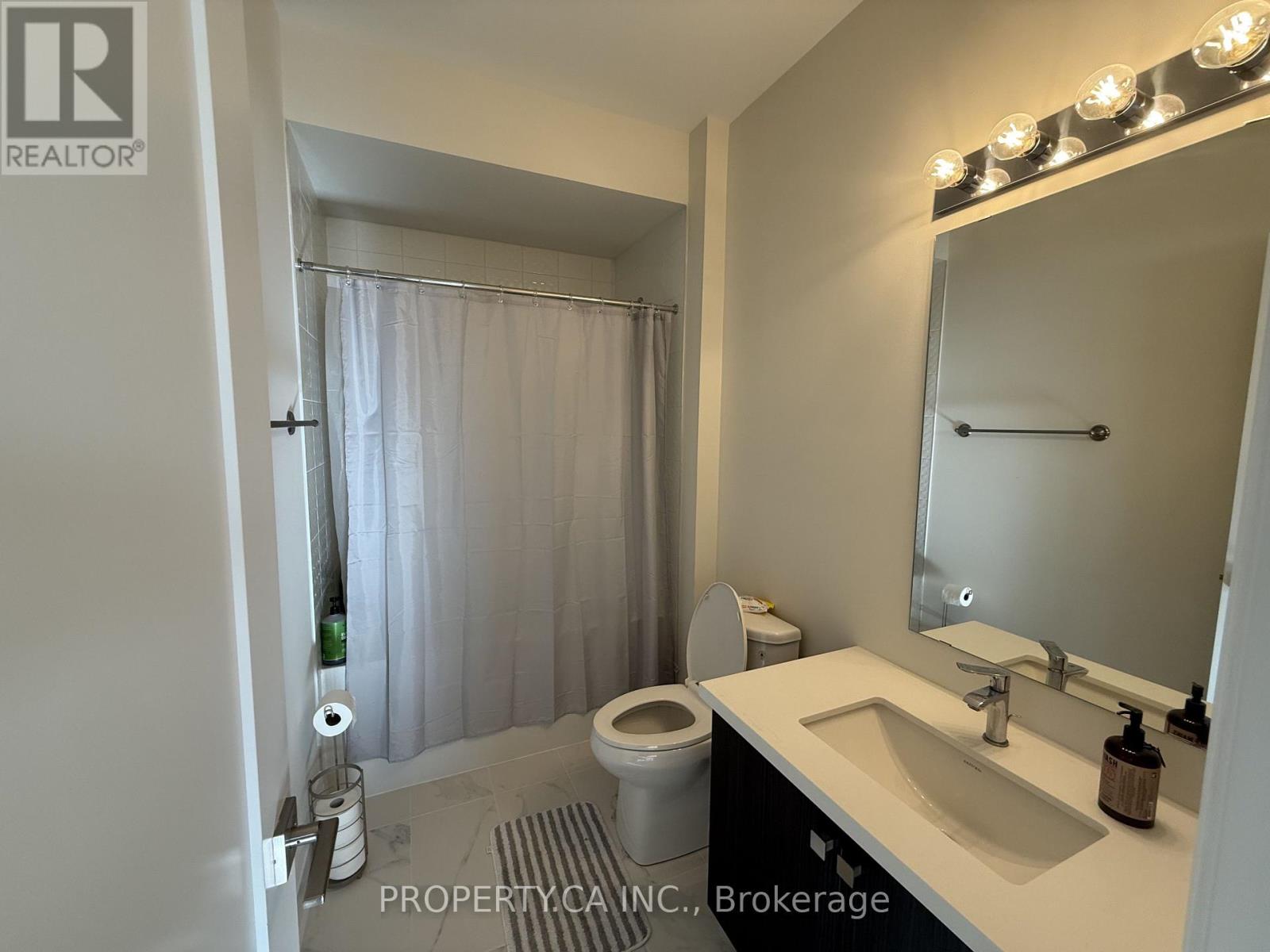15 Schmeltzer Crescent, Richmond Hill, Ontario  L4E 1A2 - Photo 17 - N13754246