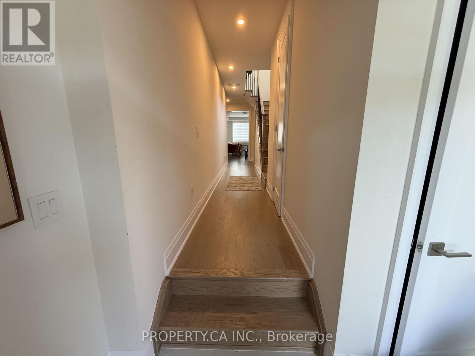 15 Schmeltzer Crescent, Richmond Hill, Ontario  L4E 1A2 - Photo 21 - N13754246