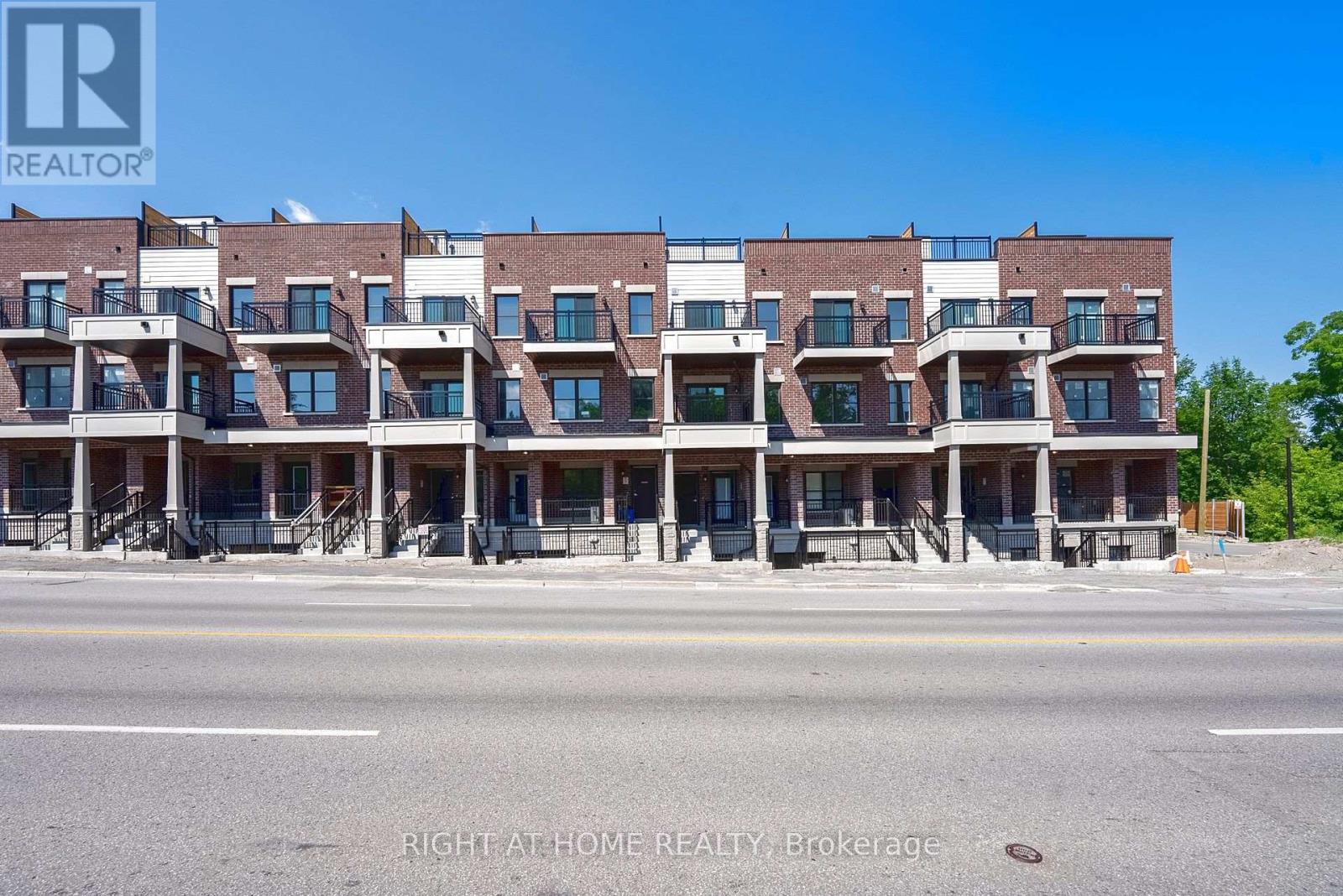 102 - 15100 Yonge Street, Aurora, Ontario  L4G 4C8 - Photo 1 - N13754270