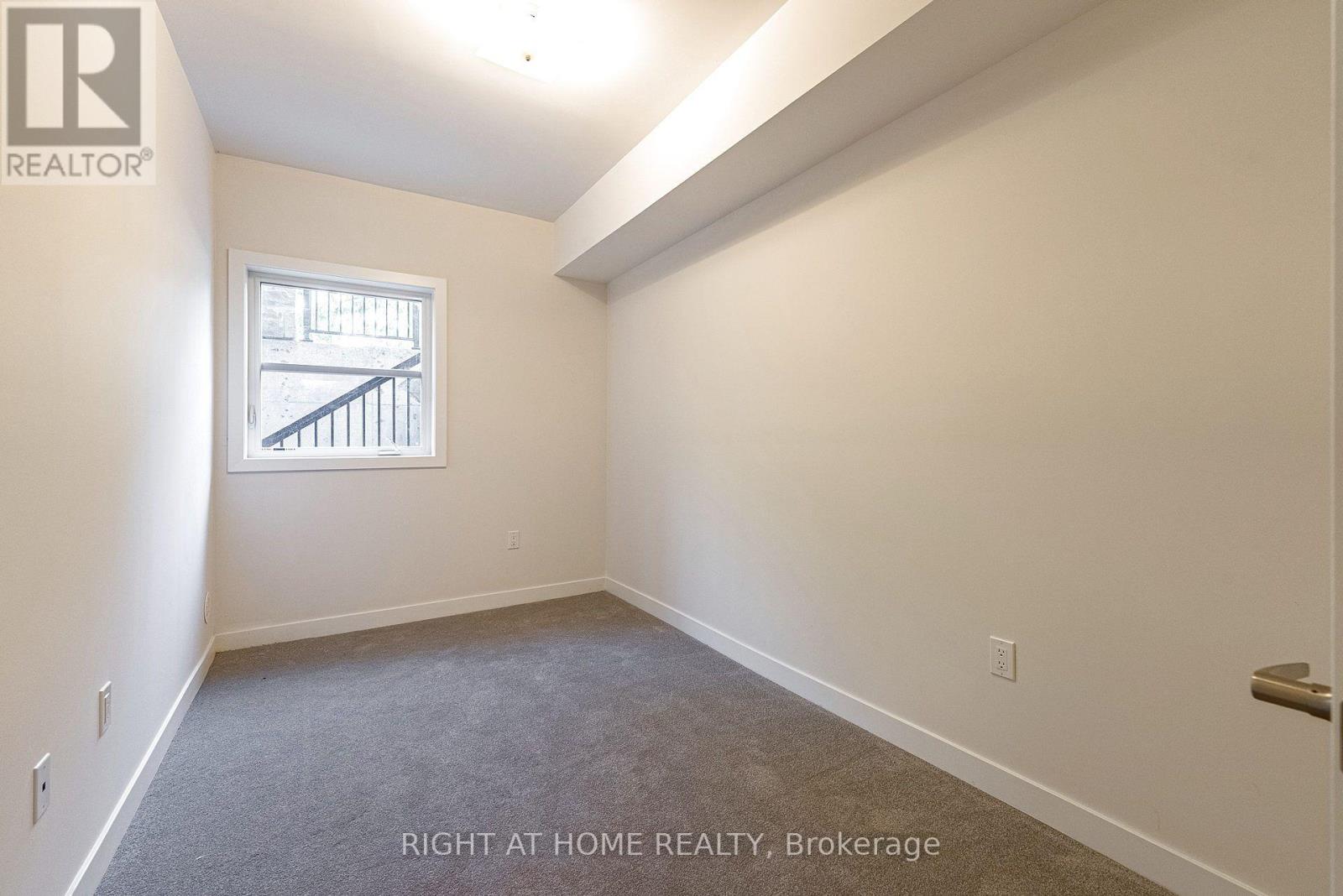 102 - 15100 Yonge Street, Aurora, Ontario  L4G 4C8 - Photo 9 - N13754270