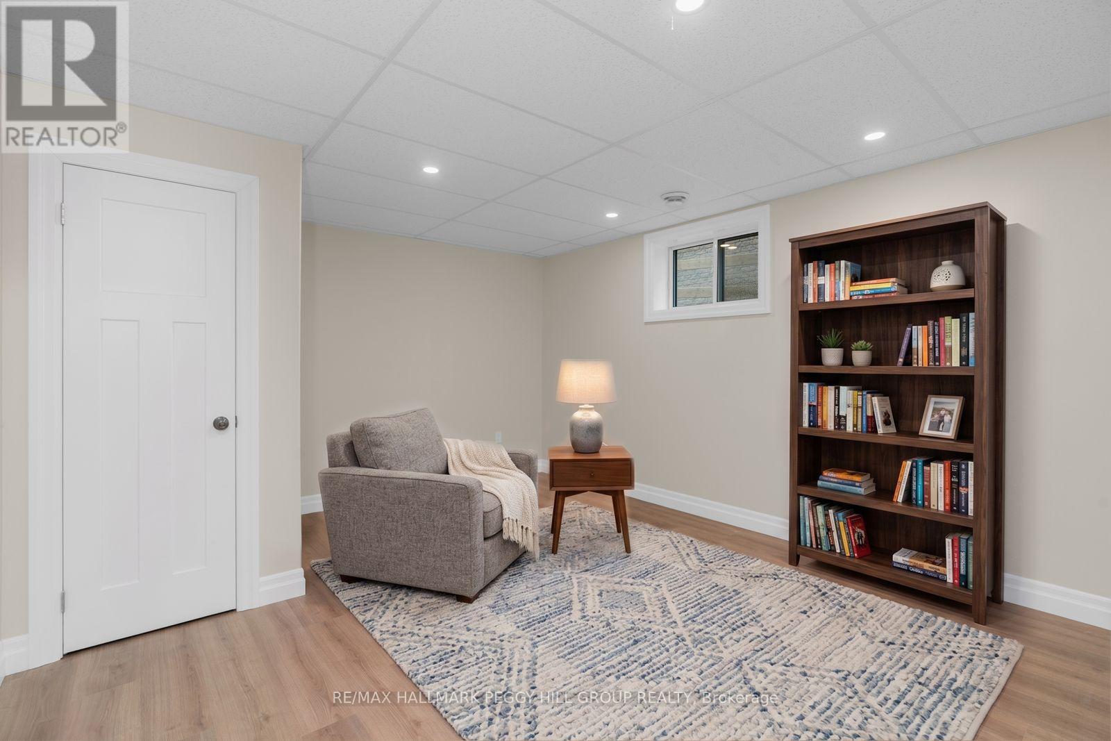 2026 River Road W, Wasaga Beach, Ontario  L9Z 2W1 - Photo 17 - S13754120