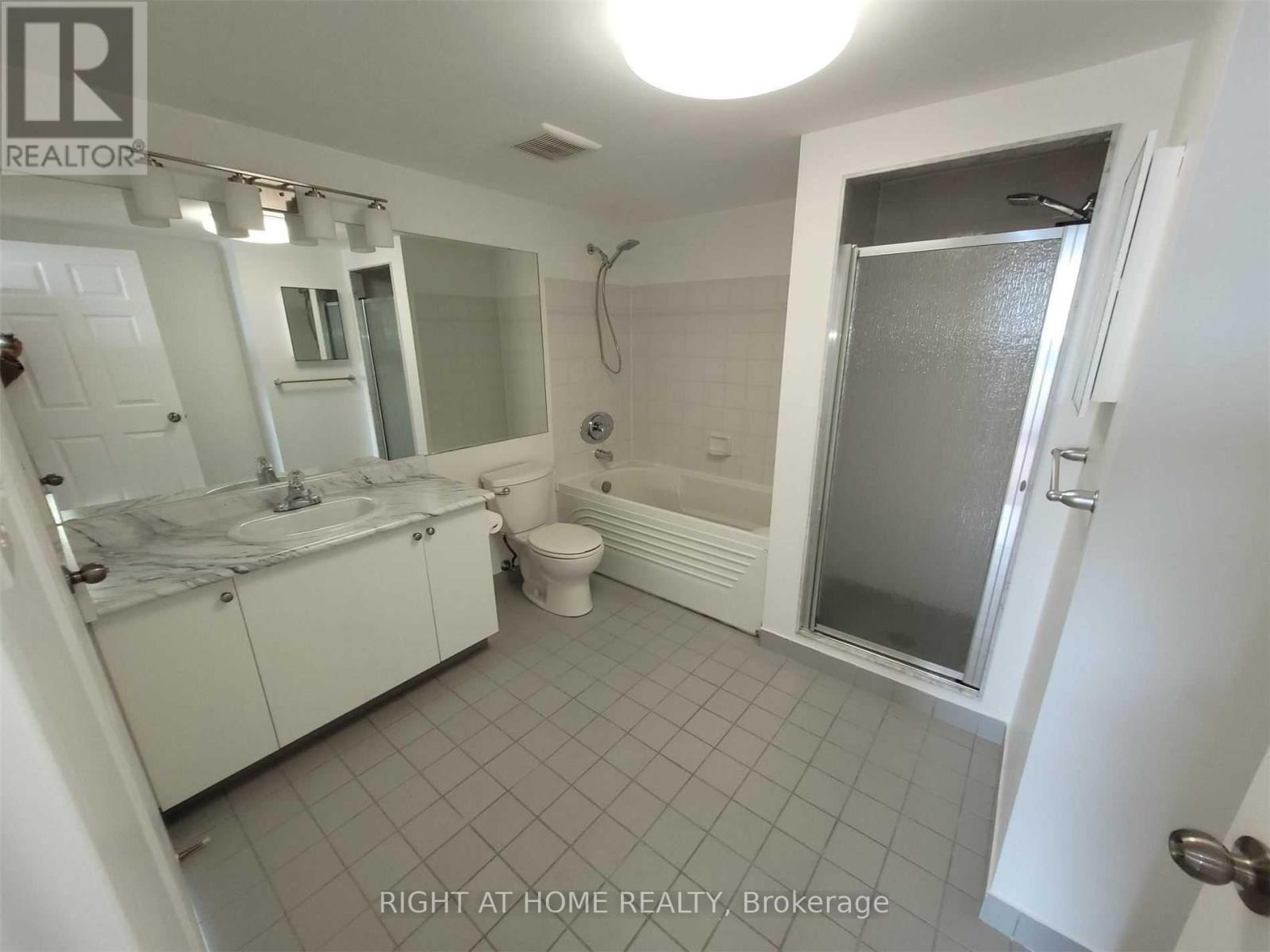 813 - 6 Humberline Drive, Toronto, Ontario  M9W 6X8 - Photo 10 - W13753822