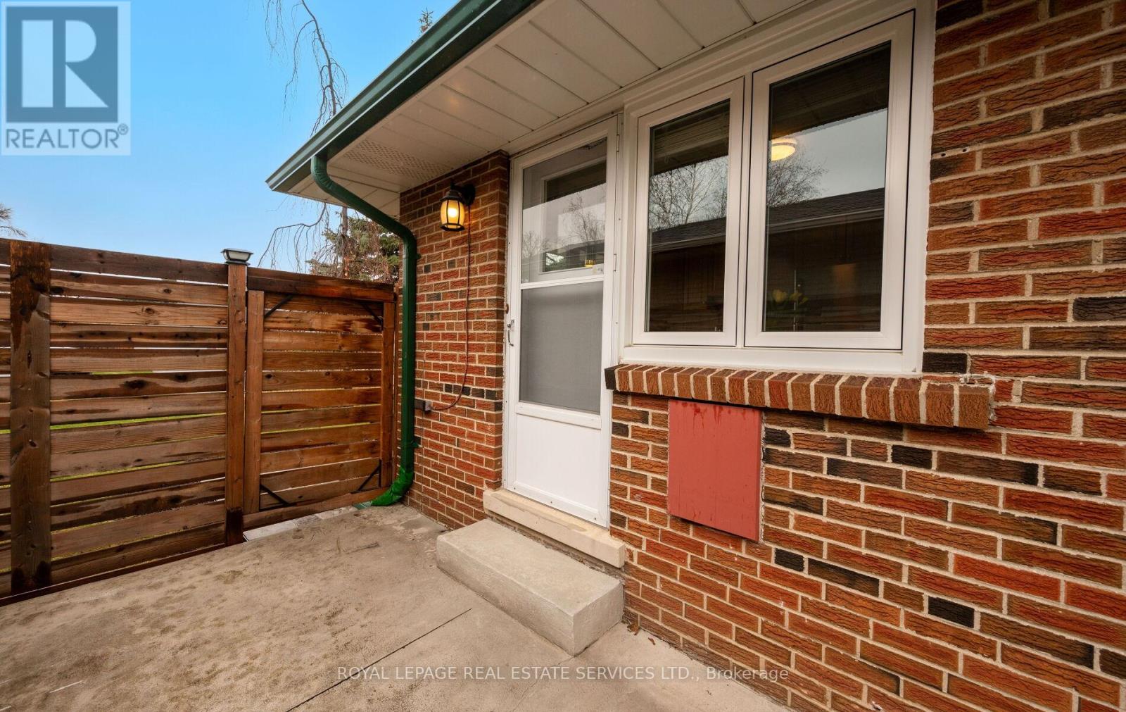 22 Arbroath Crescent, Toronto, Ontario  M9C 2T1 - Photo 46 - W13753840