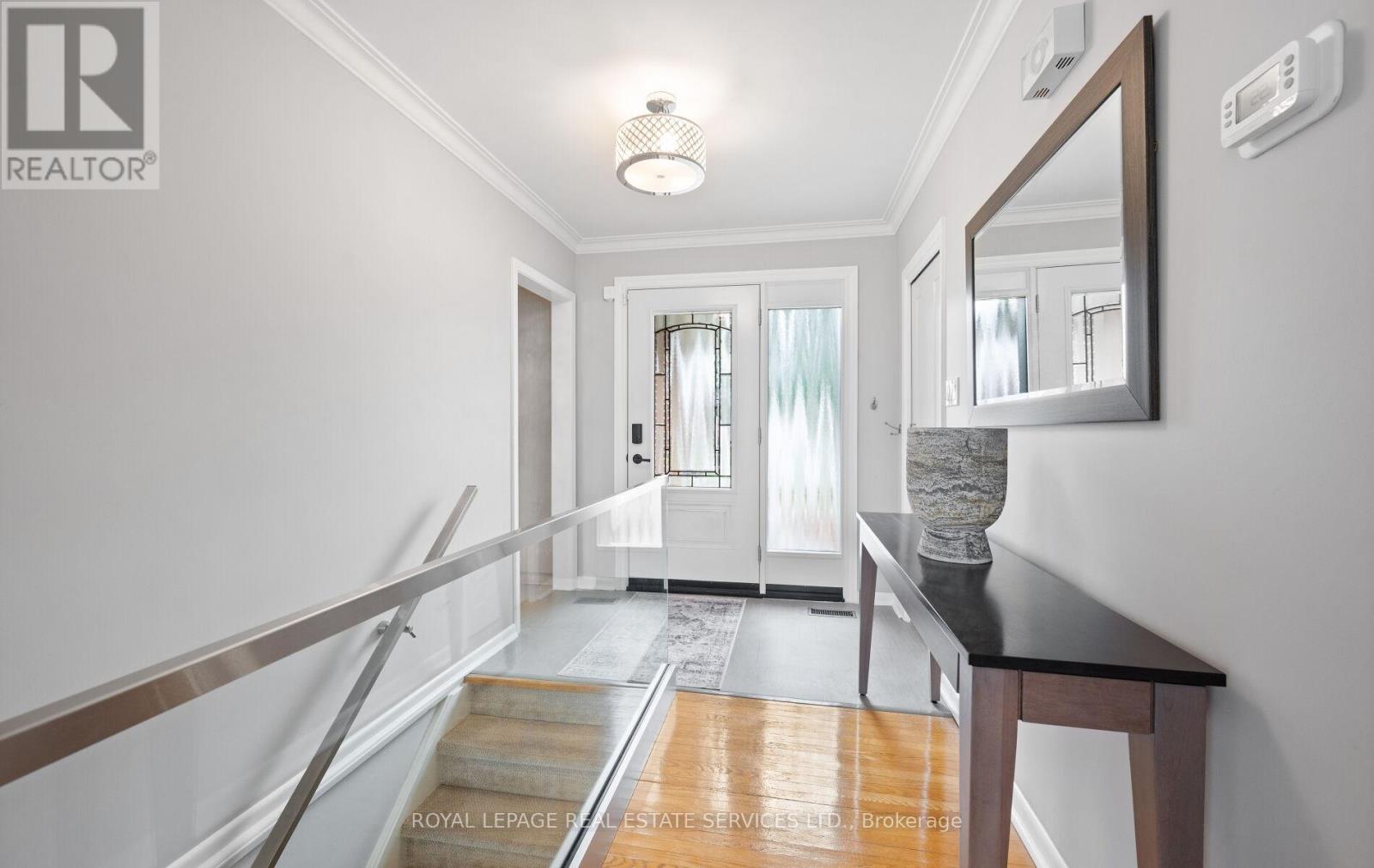 22 Arbroath Crescent, Toronto, Ontario  M9C 2T1 - Photo 5 - W13753840