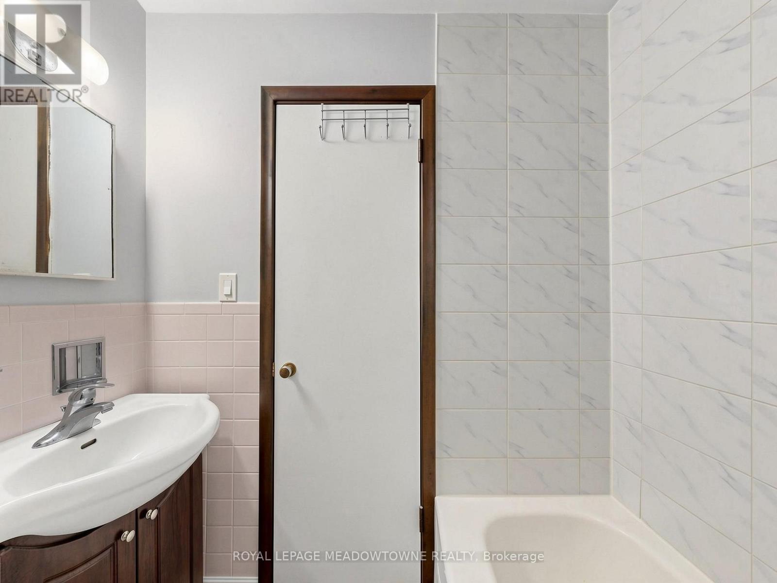 2 - 70 Mill Street, Halton Hills, Ontario  L7G 2C9 - Photo 21 - W13753842