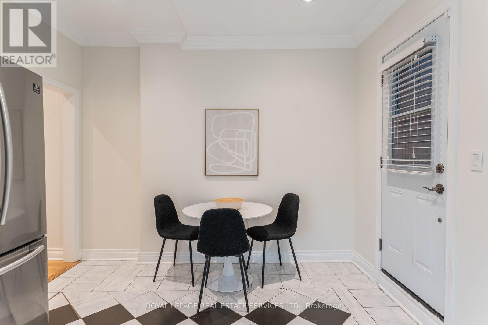 58 Pauline Avenue, Toronto, Ontario  M6H 3M8 - Photo 18 - W13753850