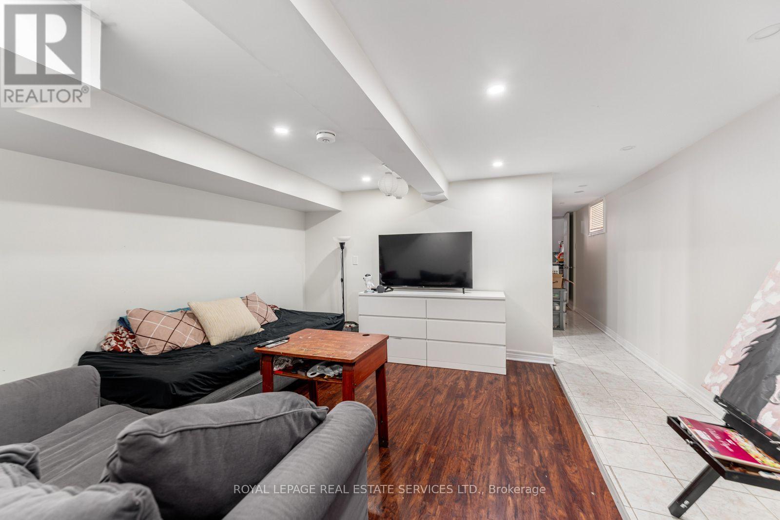 58 Pauline Avenue, Toronto, Ontario  M6H 3M8 - Photo 43 - W13753850
