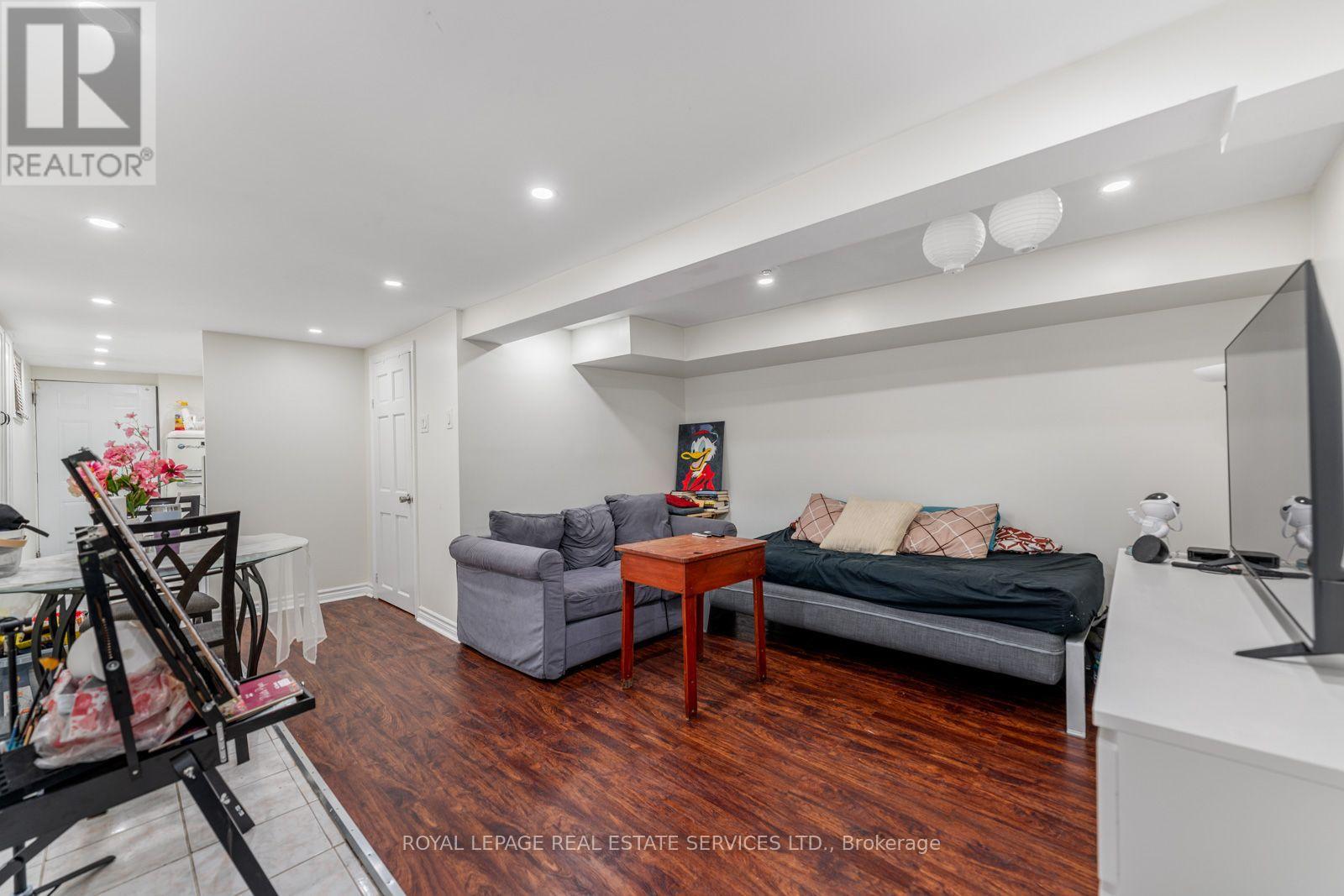 58 Pauline Avenue, Toronto, Ontario  M6H 3M8 - Photo 44 - W13753850