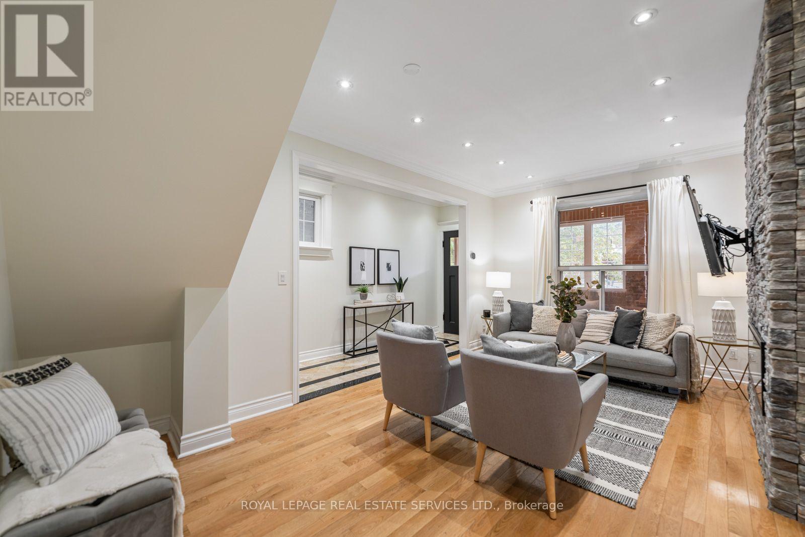 58 Pauline Avenue, Toronto, Ontario  M6H 3M8 - Photo 9 - W13753850
