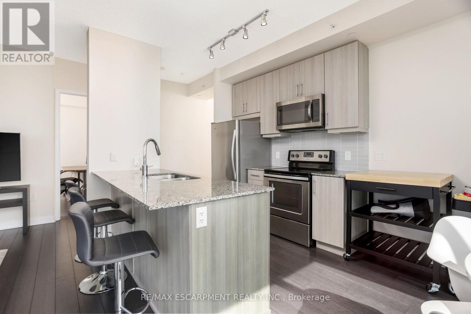 3304 - 3975 Grand Park Drive, Mississauga, Ontario  L5B 0K4 - Photo 10 - W13753888