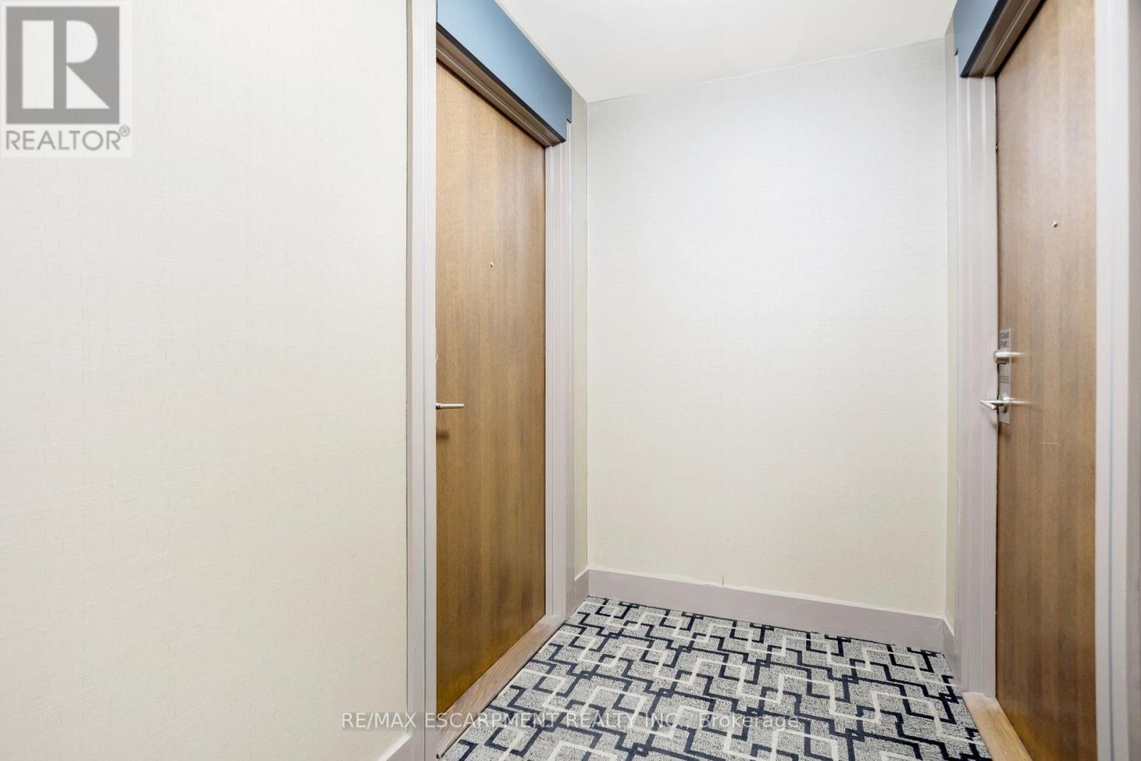 3304 - 3975 Grand Park Drive, Mississauga, Ontario  L5B 0K4 - Photo 3 - W13753888