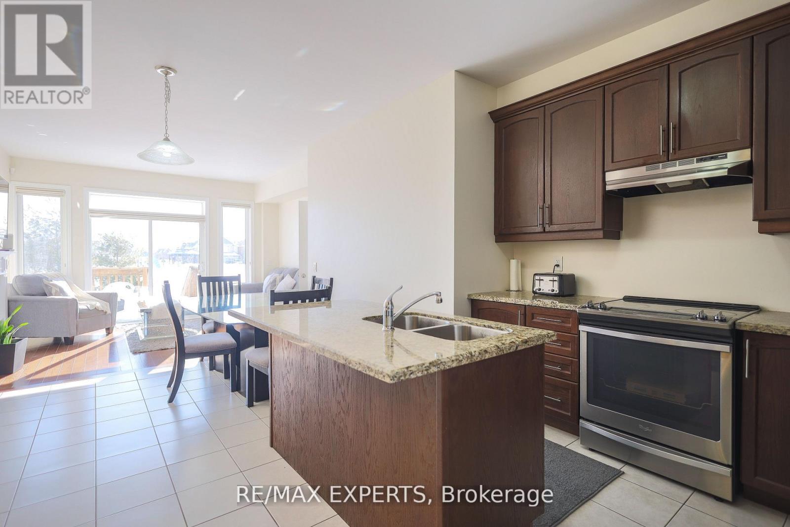 27 Hogan Manor Drive, Brampton, Ontario  L7A 4V3 - Photo 13 - W13753930