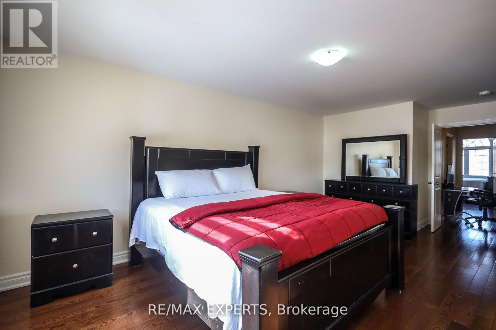 27 Hogan Manor Drive, Brampton, Ontario  L7A 4V3 - Photo 31 - W13753930