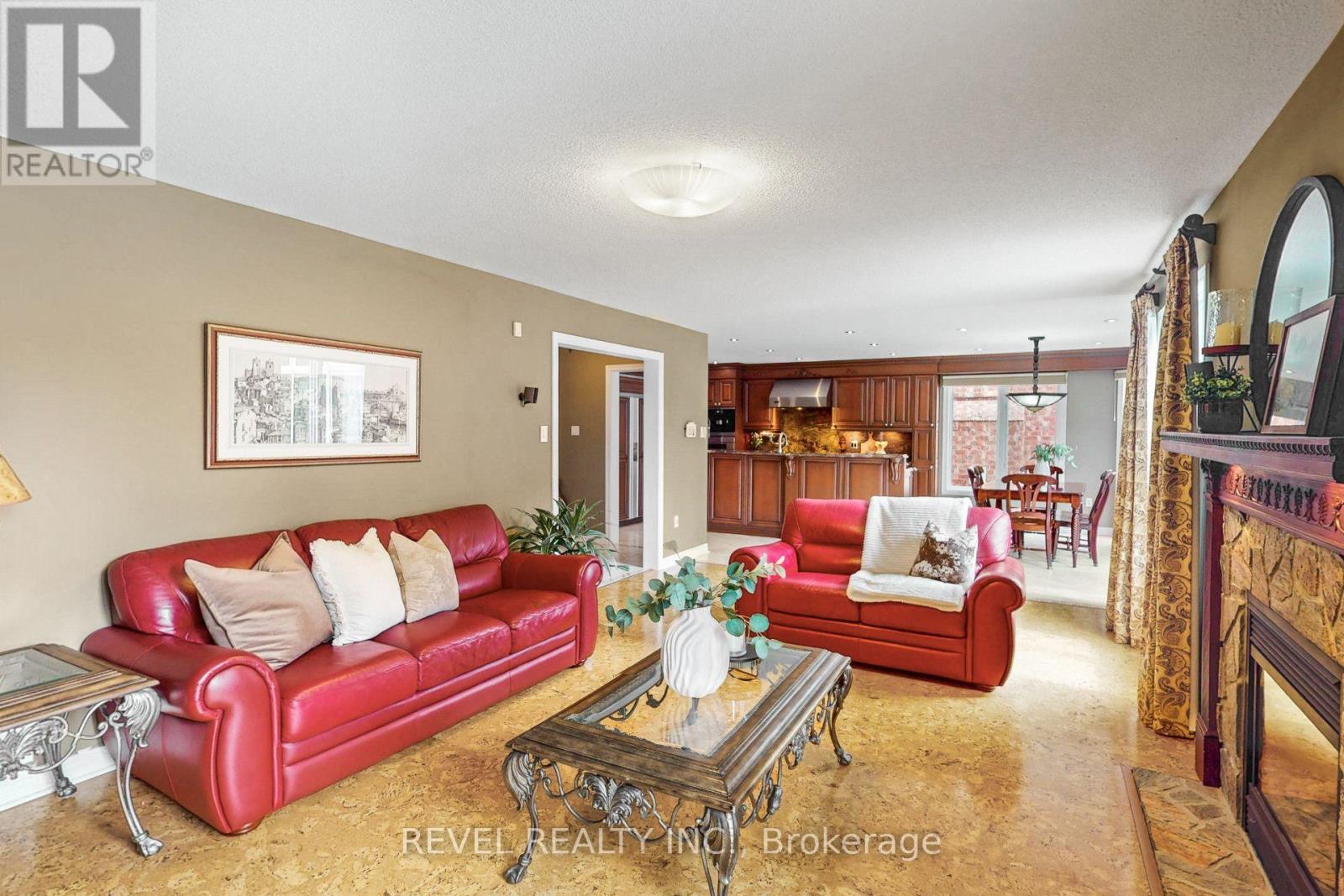 6872 Round Leaf Court, Mississauga, Ontario  L5N 6X6 - Photo 12 - W13753984