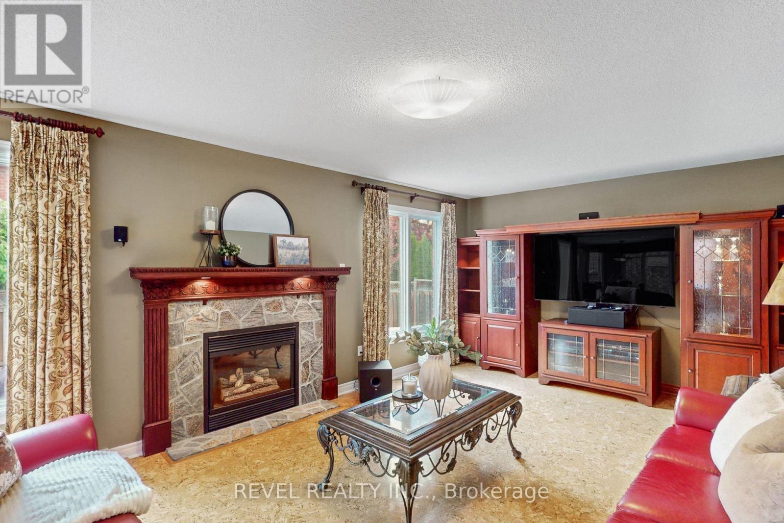 6872 Round Leaf Court, Mississauga, Ontario  L5N 6X6 - Photo 13 - W13753984