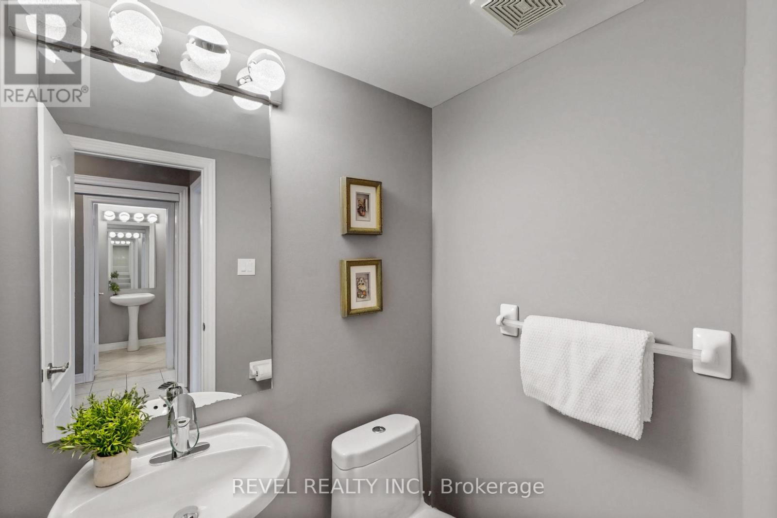 6872 Round Leaf Court, Mississauga, Ontario  L5N 6X6 - Photo 20 - W13753984