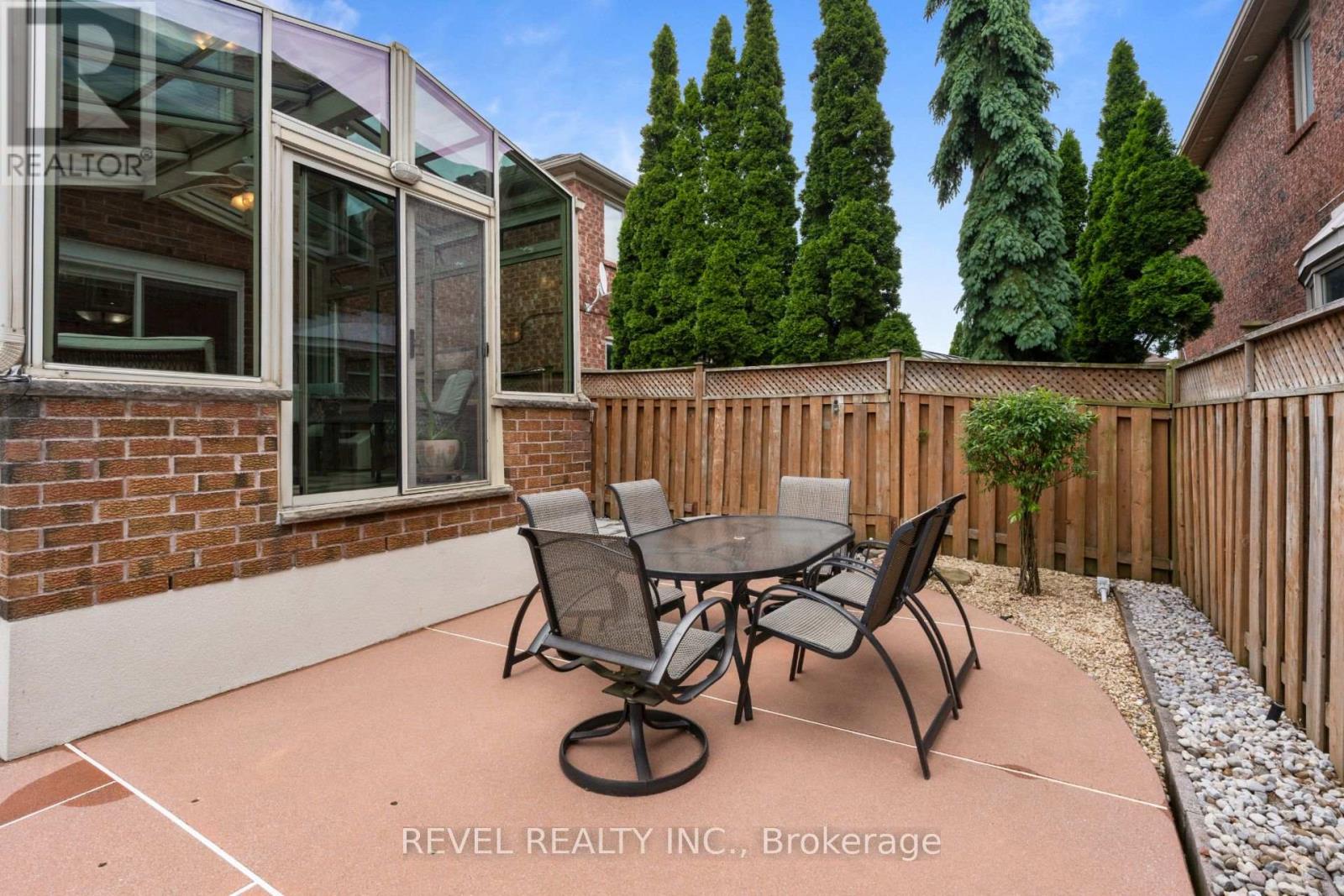 6872 Round Leaf Court, Mississauga, Ontario  L5N 6X6 - Photo 36 - W13753984