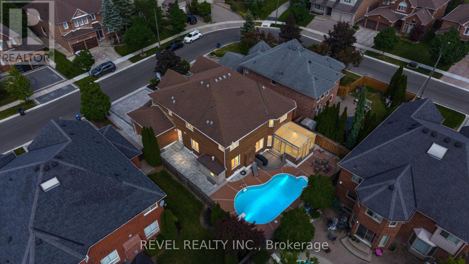6872 Round Leaf Court, Mississauga, Ontario  L5N 6X6 - Photo 44 - W13753984