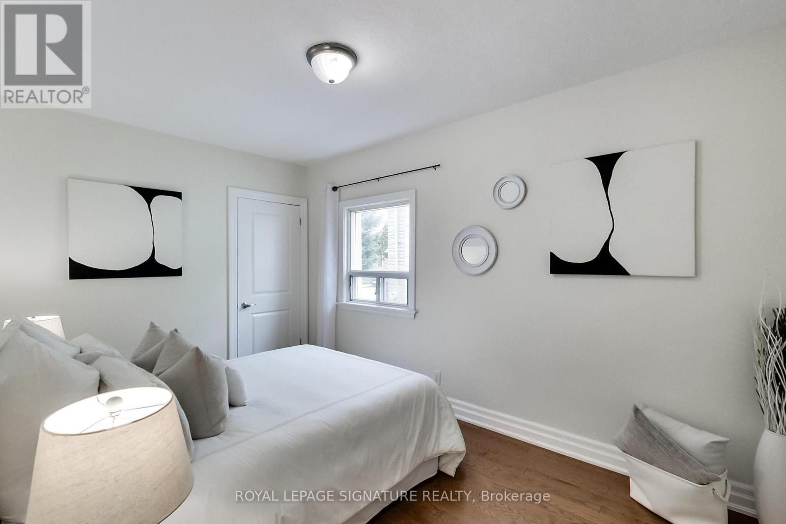 36 Criscoe Street, Toronto, Ontario  M6N 3Y9 - Photo 11 - W13754014