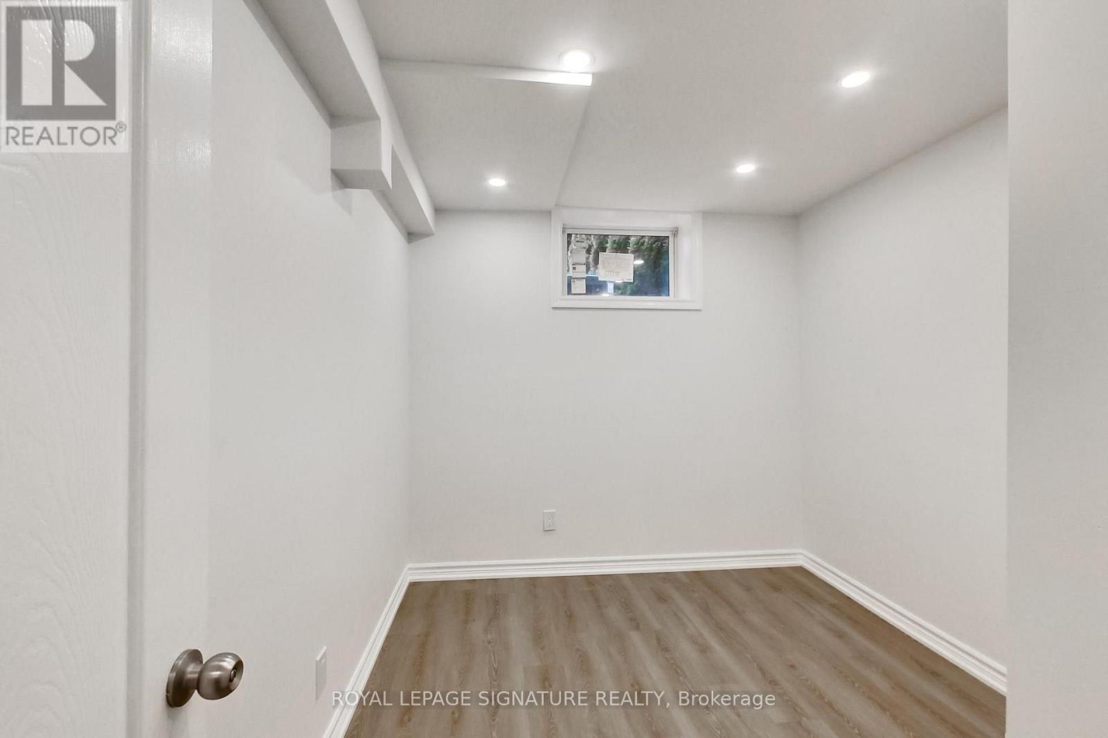 36 Criscoe Street, Toronto, Ontario  M6N 3Y9 - Photo 29 - W13754014