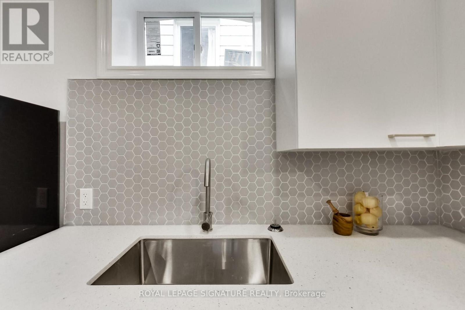 36 Criscoe Street, Toronto, Ontario  M6N 3Y9 - Photo 33 - W13754014