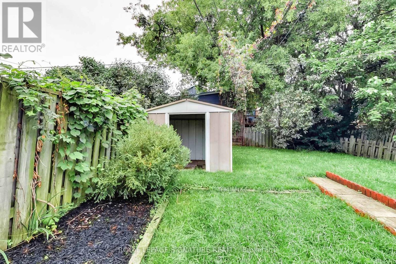 36 Criscoe Street, Toronto, Ontario  M6N 3Y9 - Photo 37 - W13754014