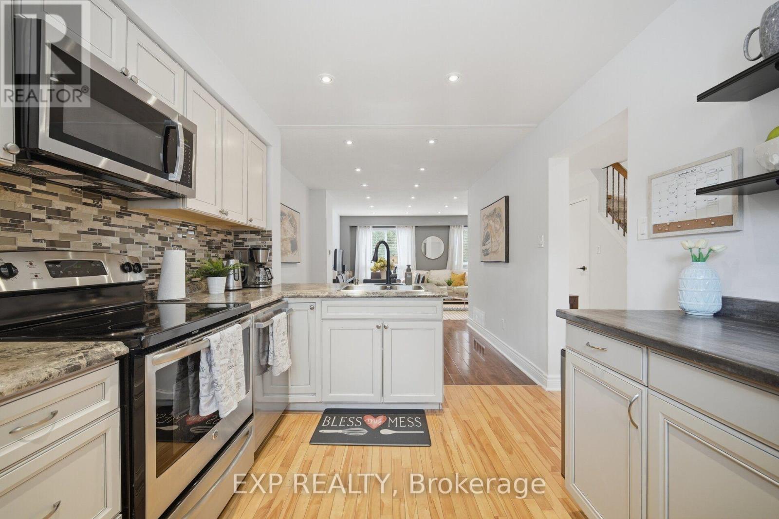157 Moregate Crescent, Brampton, Ontario  L6S 3K9 - Photo 10 - W13754060