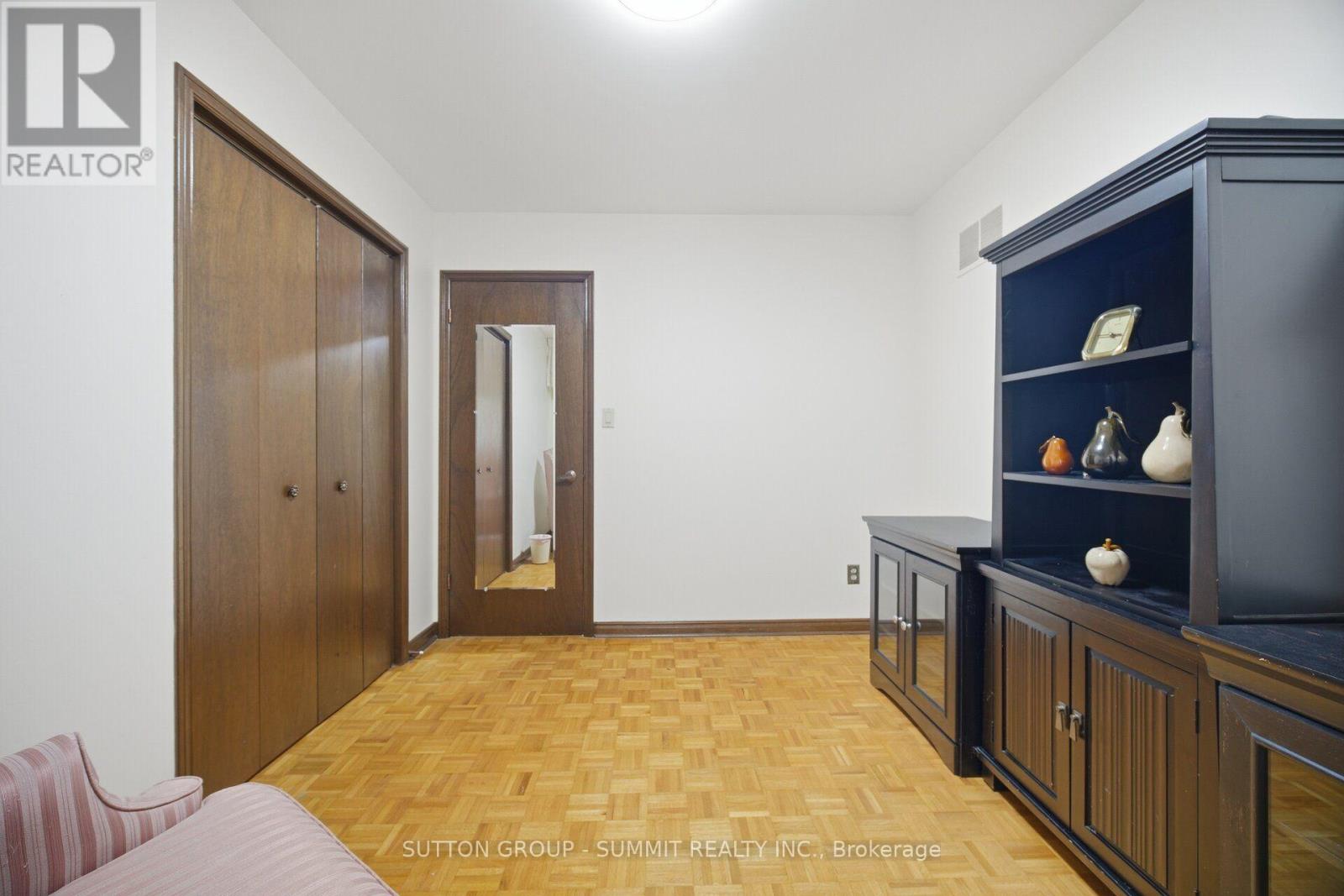 2222 Florian Road, Mississauga, Ontario  L5A 2M4 - Photo 27 - W13754072