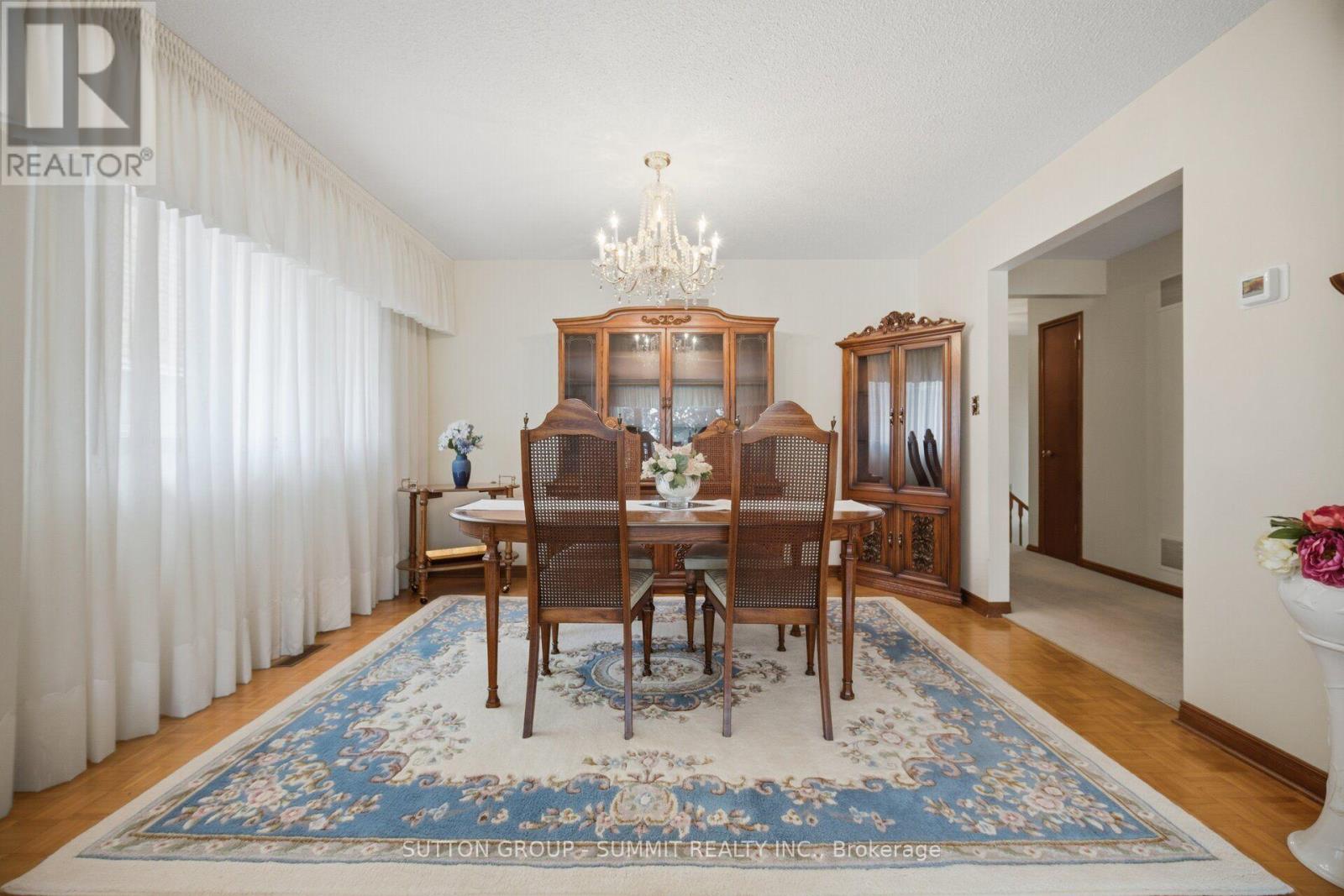 2222 Florian Road, Mississauga, Ontario  L5A 2M4 - Photo 8 - W13754072