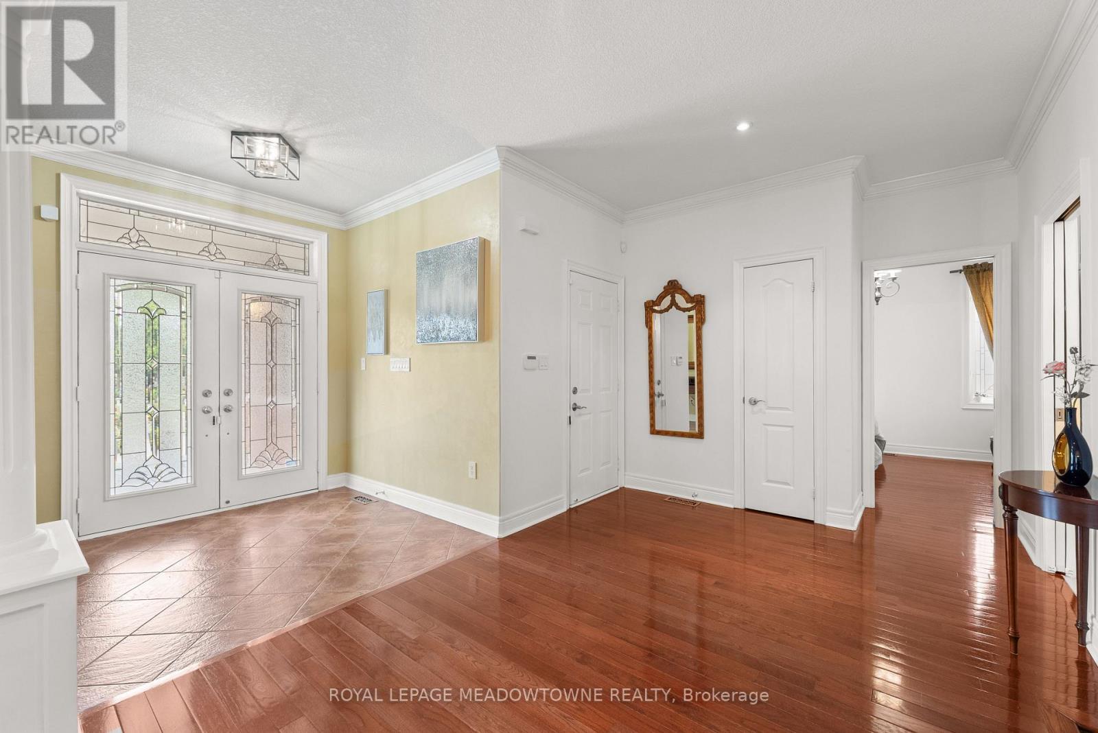 17 Mcnutt Street, Brampton, Ontario  L6Y 5L3 - Photo 3 - W13754160