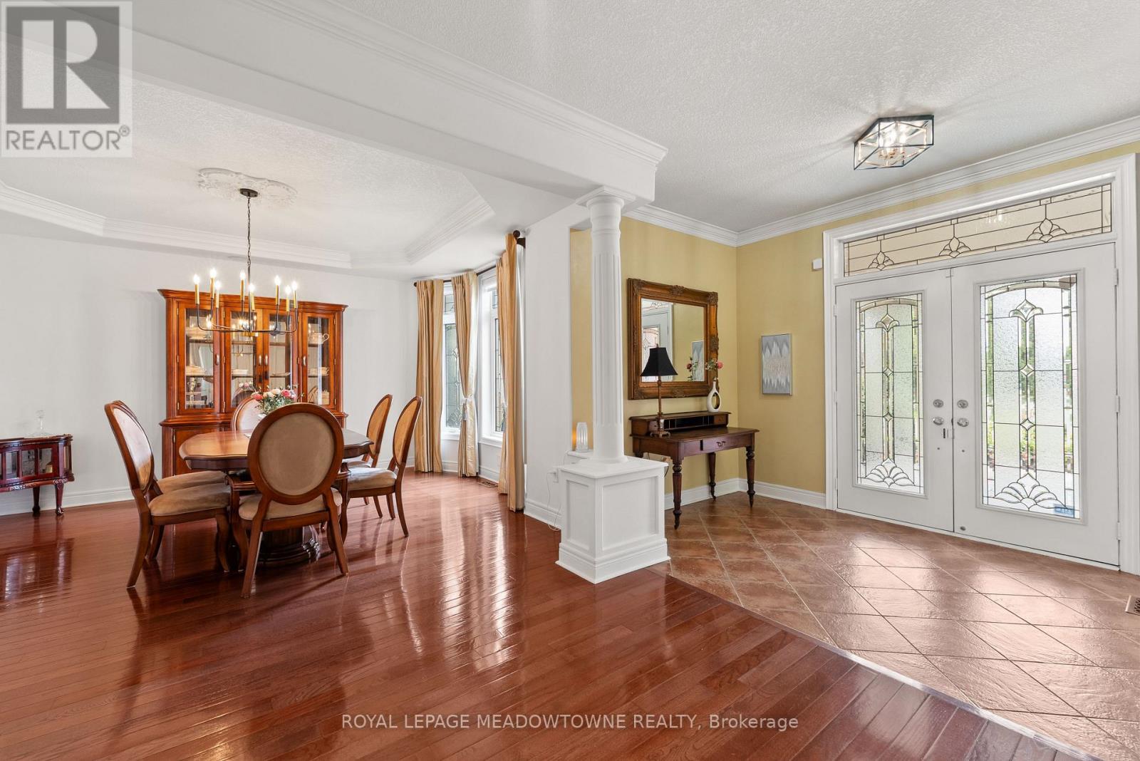 17 Mcnutt Street, Brampton, Ontario  L6Y 5L3 - Photo 5 - W13754160