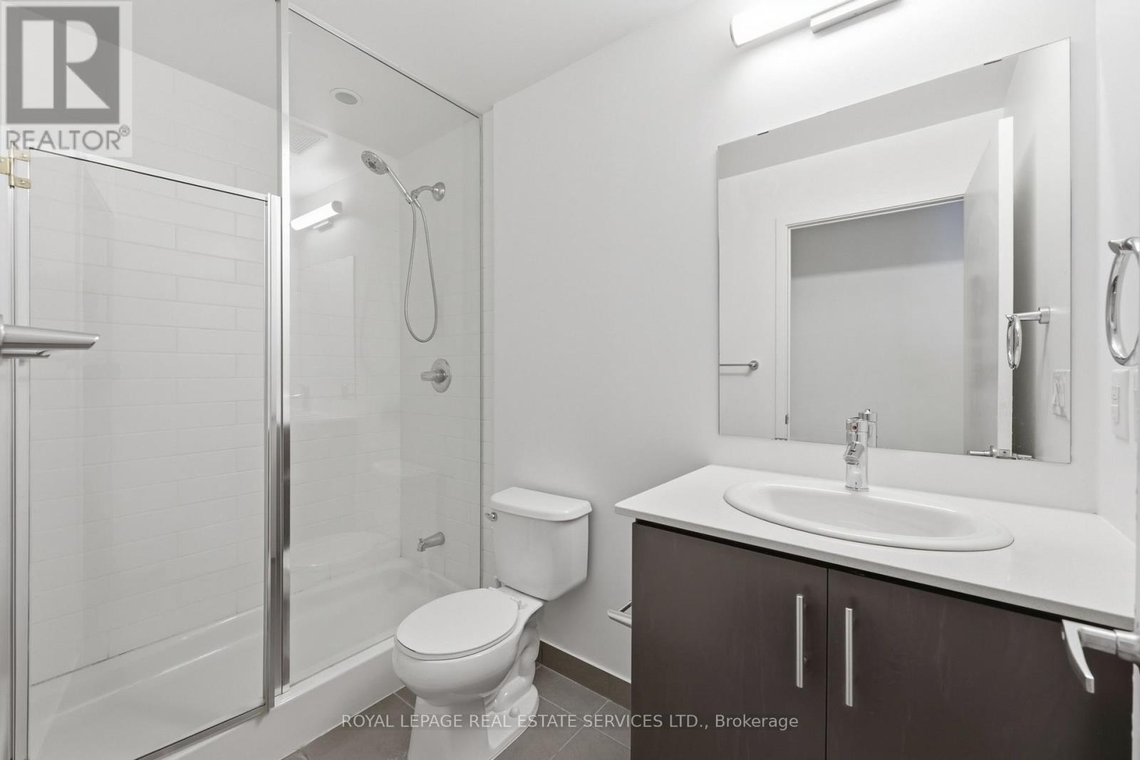 3002 - 360 Square One Drive, Mississauga, Ontario  L5B 0E6 - Photo 11 - W13754174