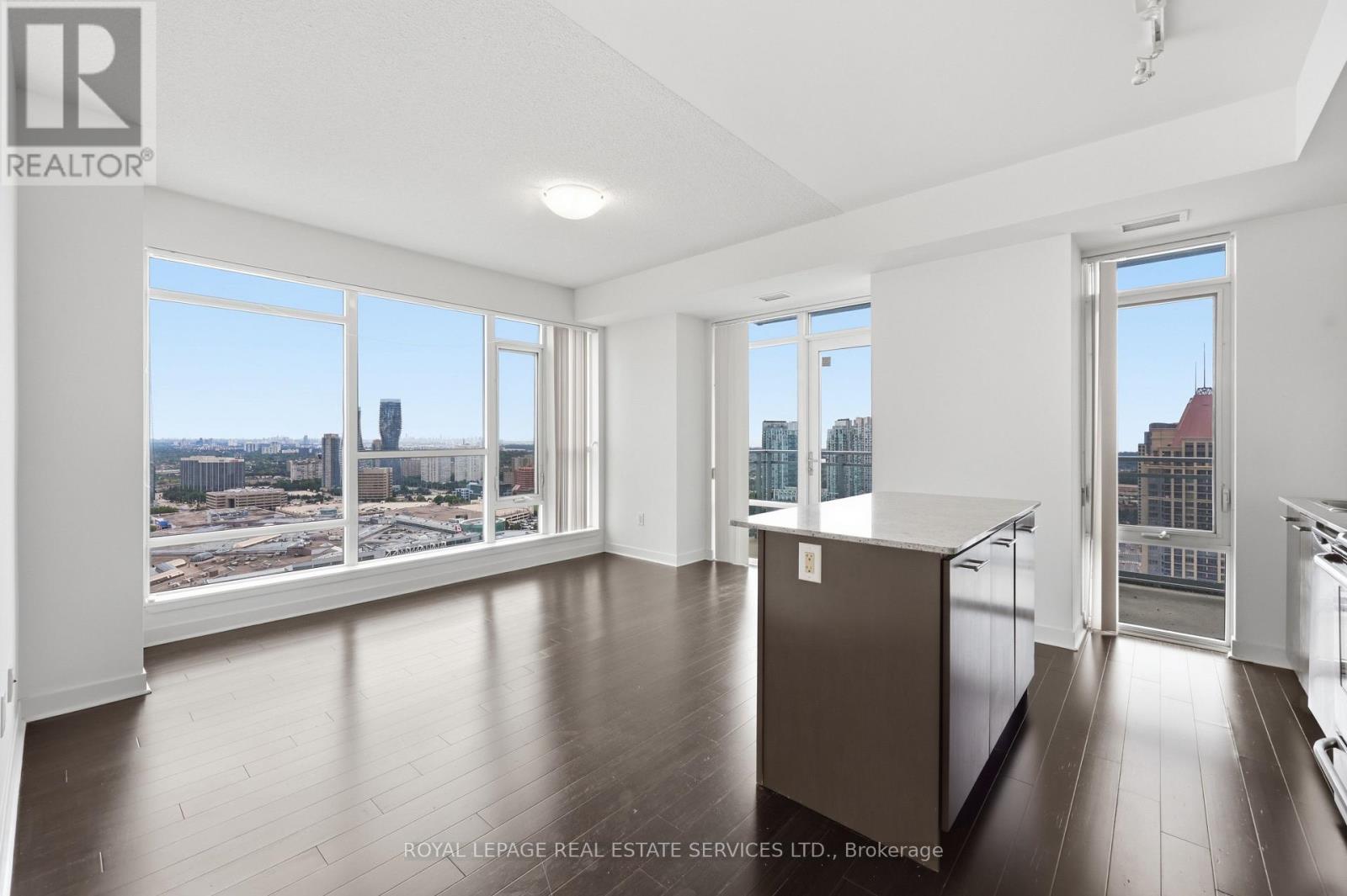 3002 - 360 Square One Drive, Mississauga, Ontario  L5B 0E6 - Photo 15 - W13754174
