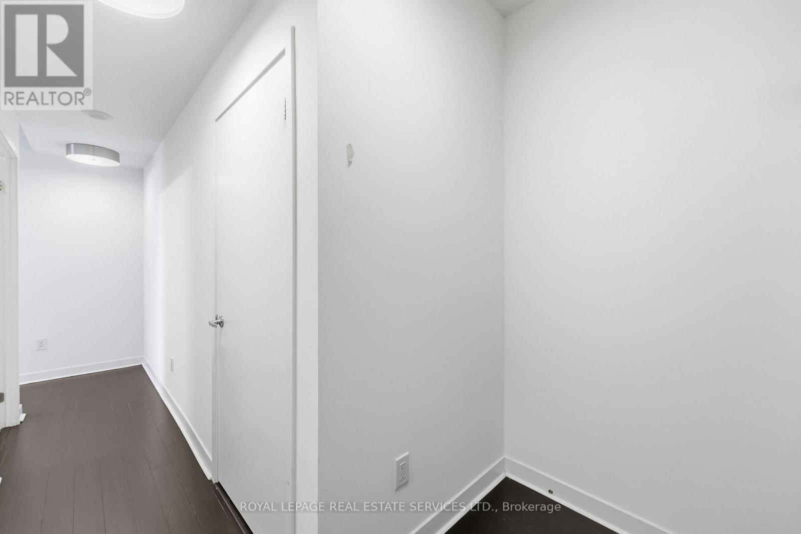3002 - 360 Square One Drive, Mississauga, Ontario  L5B 0E6 - Photo 9 - W13754174