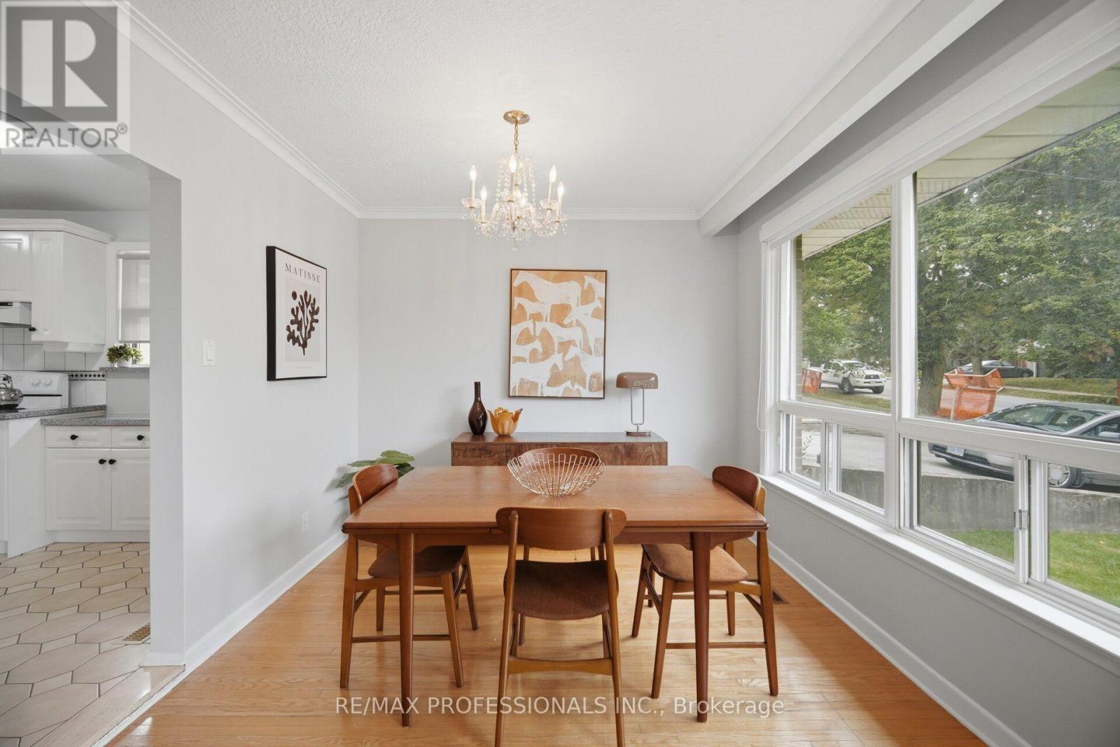 147 Chapman Road, Toronto, Ontario  M9P 1G2 - Photo 9 - W13754244