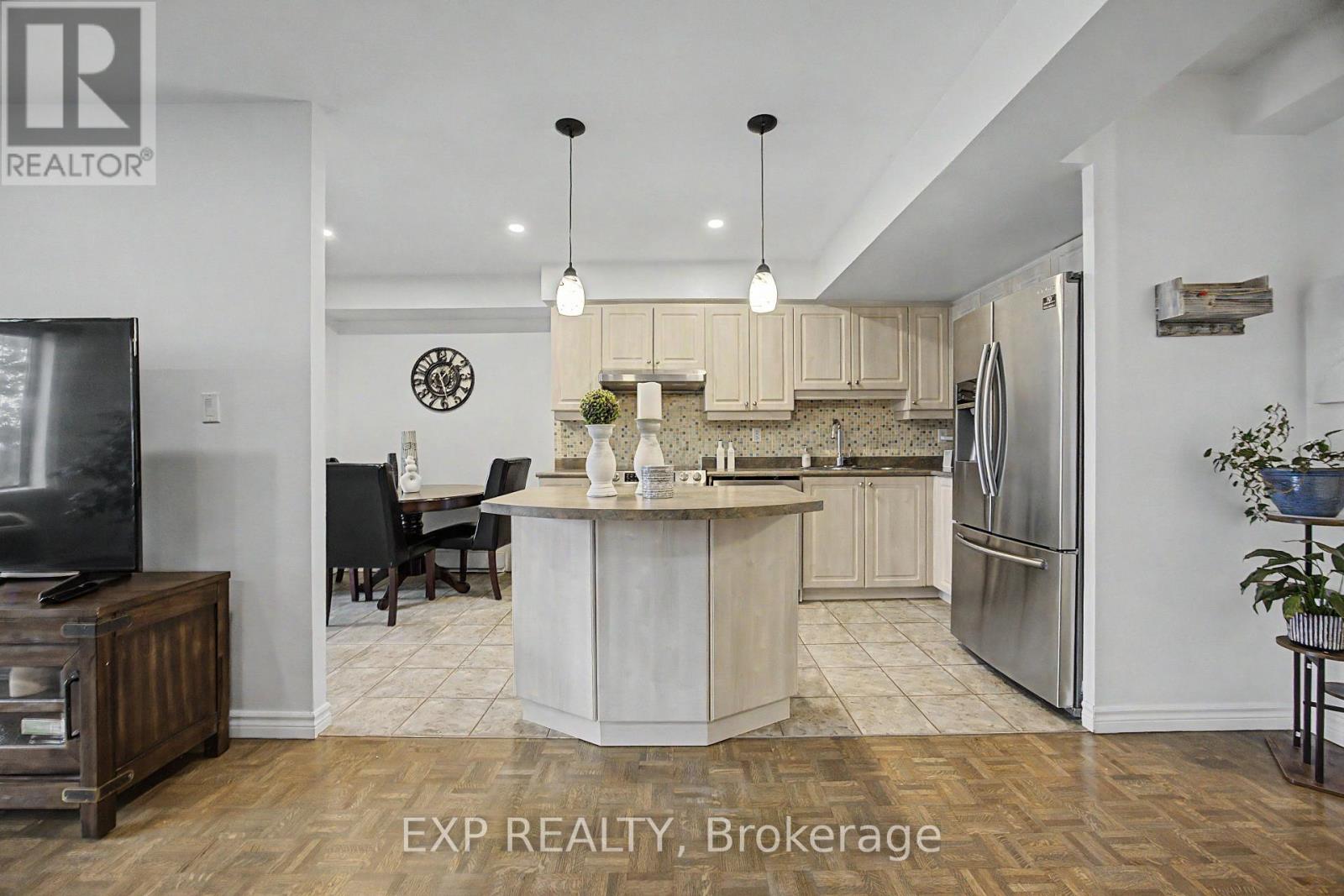501 - 1000 Cedarglen Gate, Mississauga, Ontario  L5C 3Z5 - Photo 22 - W13754276