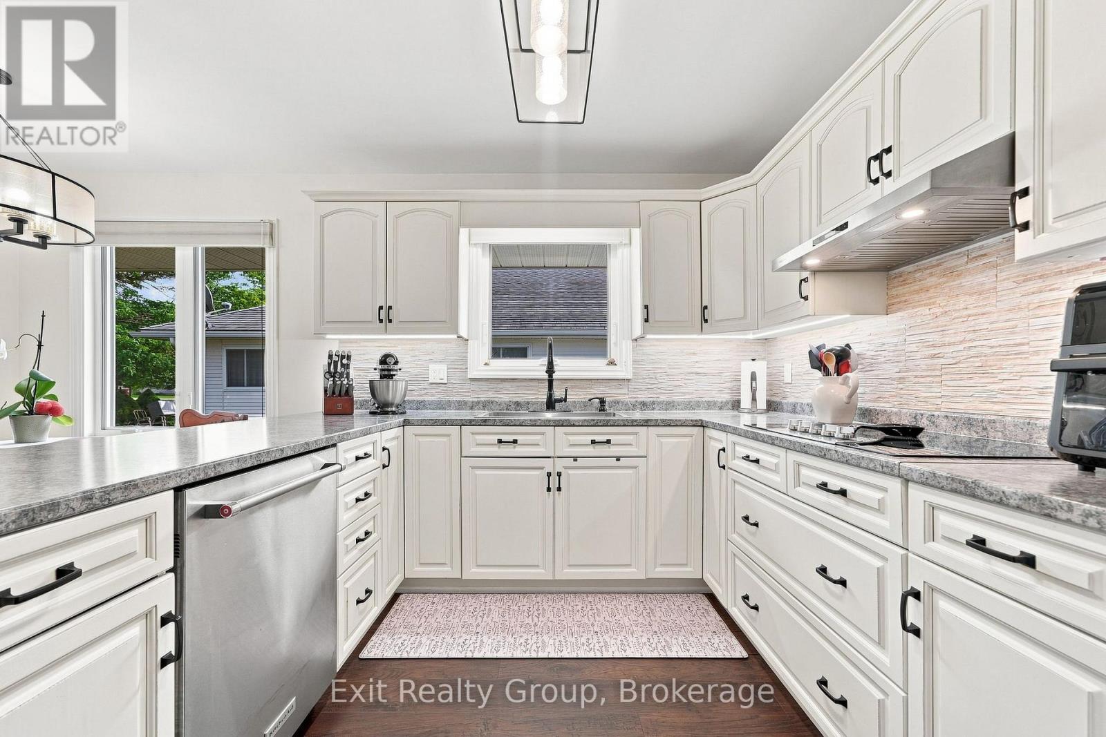 6 Heritage Drive, Prince Edward County, Ontario  K0K 3L0 - Photo 18 - X13753650