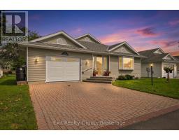 6 HERITAGE DRIVE, Prince Edward County, Ontario