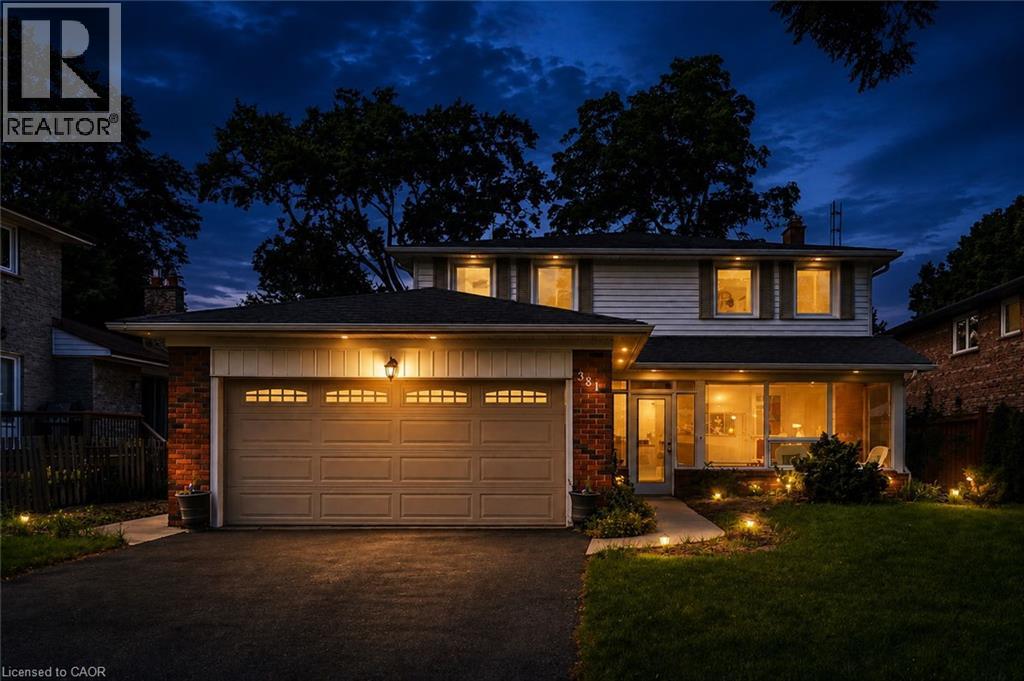 381 CLARKSVILLE Court, Mississauga, Ontario